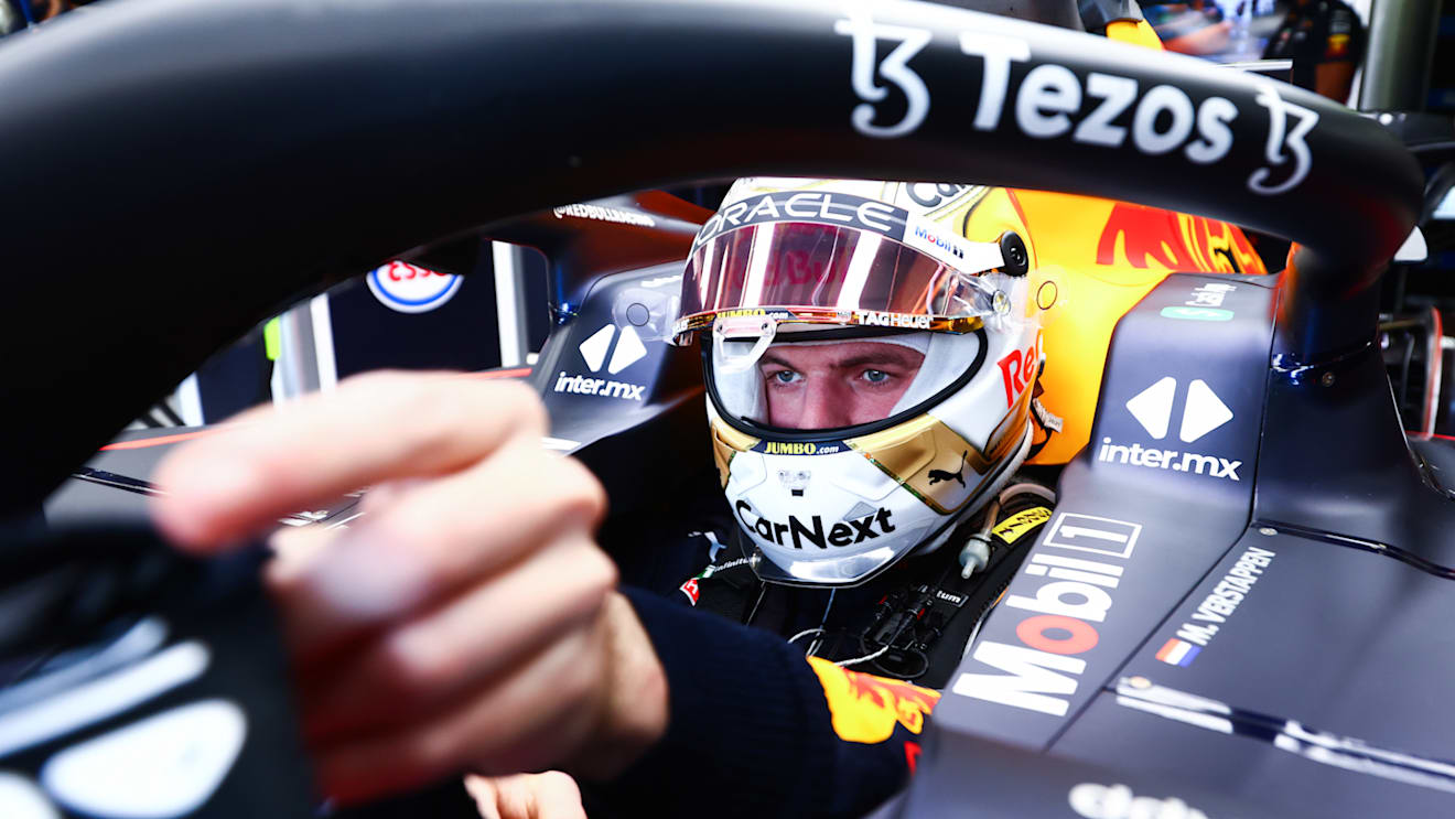 MELBOURNE, AUSTRALIA - APRIL 08: Max Verstappen of the Netherlands and Oracle Red Bull Racing prepares to drive in the garage during practice ahead of the F1 Grand Prix of Australia at Melbourne Grand Prix Circuit on April 08, 2022 in Melbourne, Australia. (Photo by Mark Thompson/Getty Images)