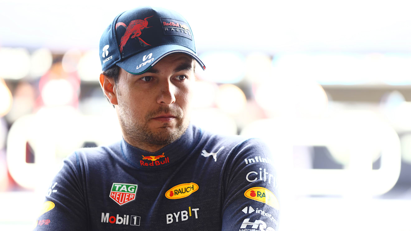 MELBOURNE, AUSTRALIA - APRIL 08: Sergio Perez of Mexico and Oracle Red Bull Racing prepares to drive in the garage during practice ahead of the F1 Grand Prix of Australia at Melbourne Grand Prix Circuit on April 08, 2022 in Melbourne, Australia. (Photo by Mark Thompson/Getty Images)