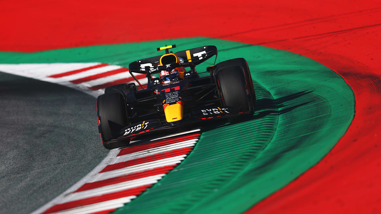 SPIELBERG, AUSTRIA - JULY 08: Sergio Perez of Mexico driving the (11) Oracle Red Bull Racing RB18 on track during qualifying ahead of the F1 Grand Prix of Austria at Red Bull Ring on July 08, 2022 in Spielberg, Austria. (Photo by Clive Rose/Getty Images)