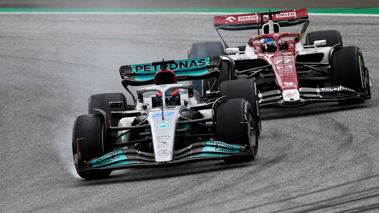 SPIELBERG, AUSTRIA - JULY 10: George Russell of Great Britain driving the (63) Mercedes AMG Petronas F1 Team W13 locks a wheel under braking during the F1 Grand Prix of Austria at Red Bull Ring on July 10, 2022 in Spielberg, Austria. (Photo by Rudy Carezzevoli - Formula 1/Formula 1 via Getty Images)