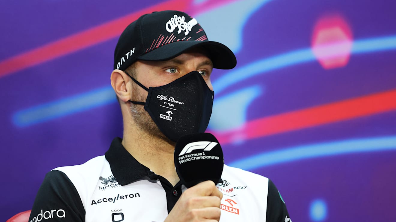 BAHRAIN, BAHRAIN - MARCH 18: Valtteri Bottas of Finland and Alfa Romeo F1 talks in the Drivers Press Conference before practice ahead of the F1 Grand Prix of Bahrain at Bahrain International Circuit on March 18, 2022 in Bahrain, Bahrain. (Photo by Clive Rose/Getty Images)