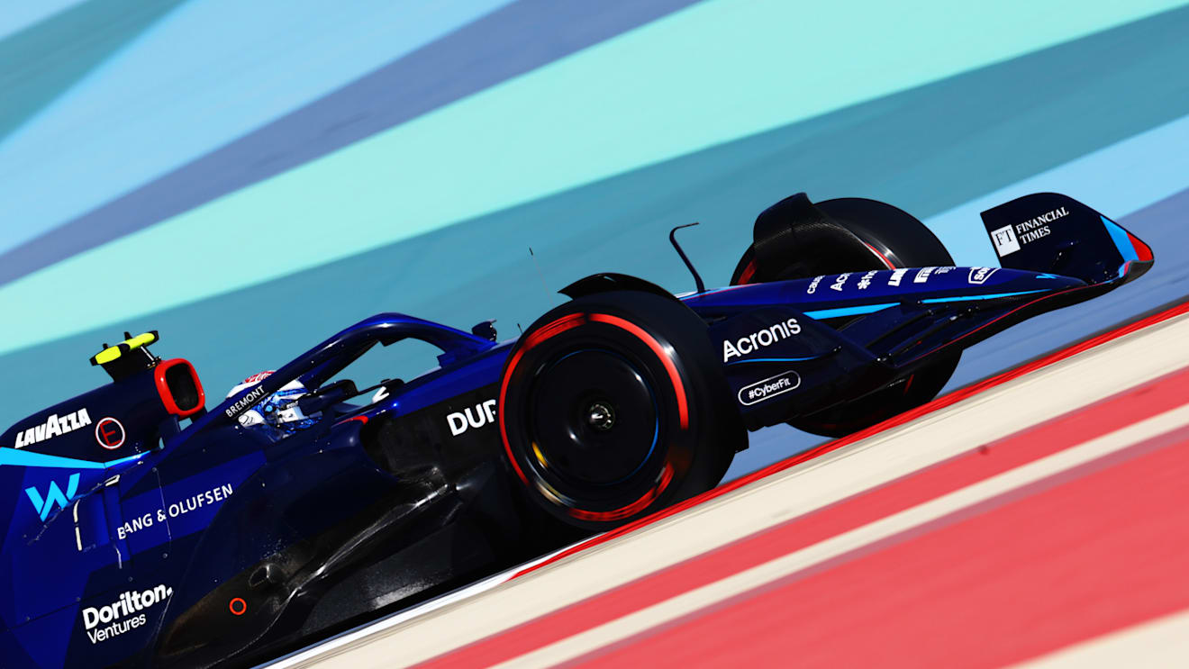BAHRAIN, BAHRAIN - MARCH 19: Nicholas Latifi of Canada driving the (6) Williams FW44 Mercedes on track during final practice ahead of the F1 Grand Prix of Bahrain at Bahrain International Circuit on March 19, 2022 in Bahrain, Bahrain. (Photo by Mark Thompson/Getty Images)