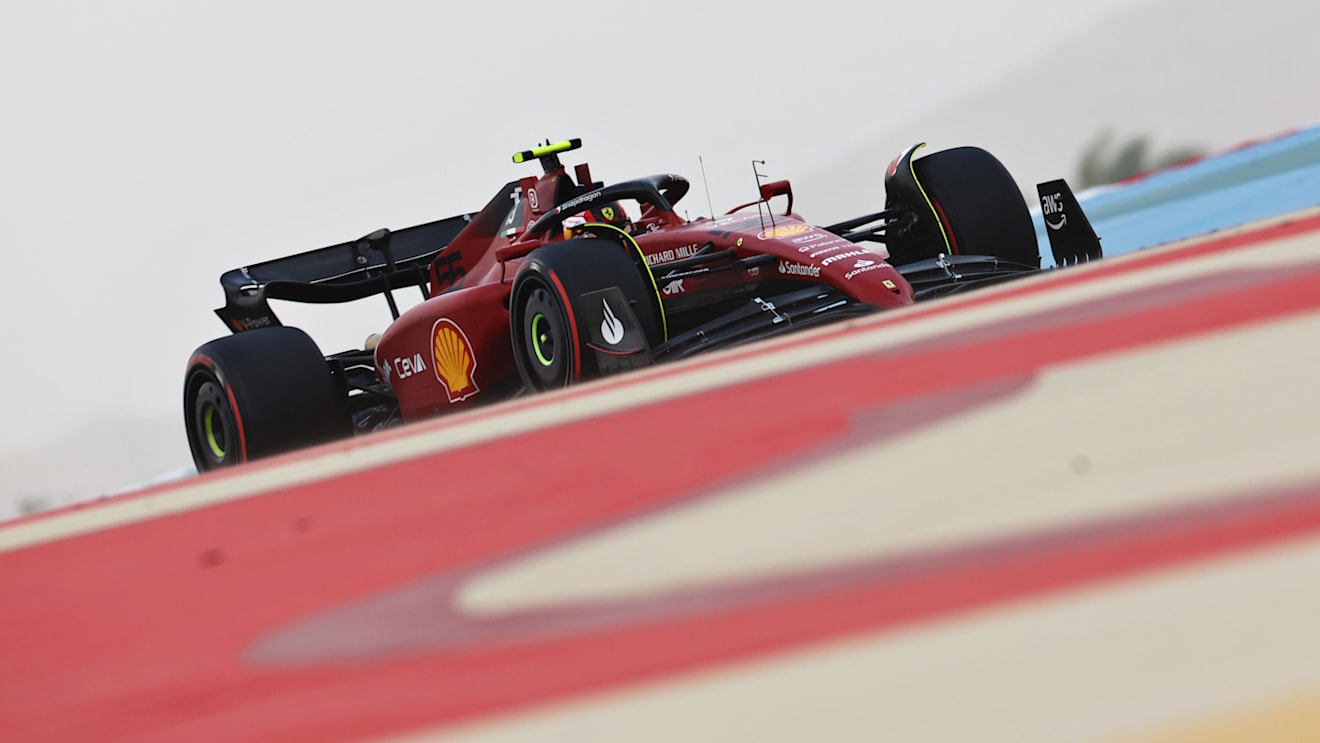 BAHRAIN, BAHRAIN - MARCH 11: Carlos Sainz of Spain driving the (55) Ferrari SF-75 during Day Two of F1 Testing at Bahrain International Circuit on March 11, 2022 in Bahrain, Bahrain. (Photo by Mark Thompson/Getty Images)
