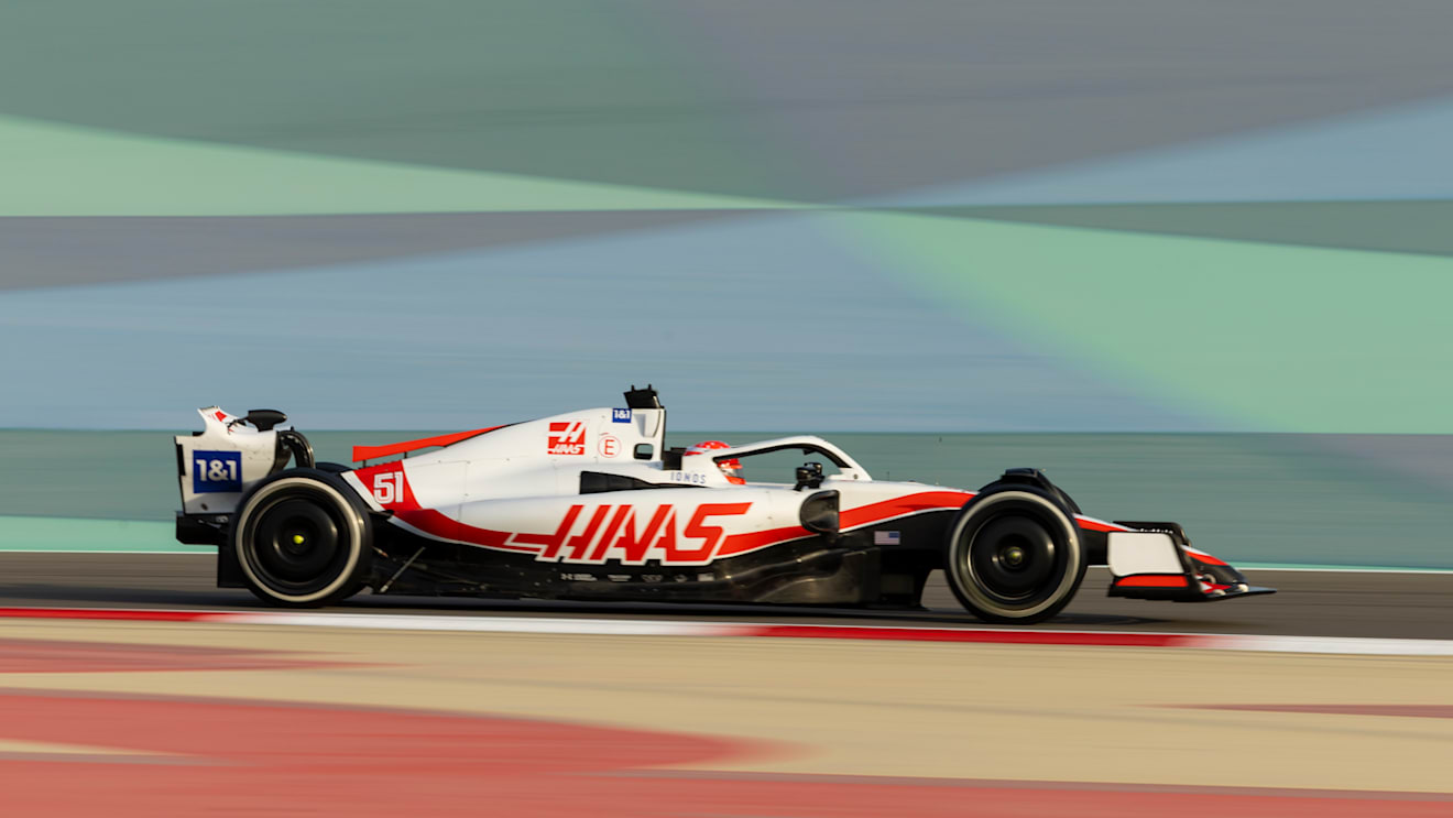 BAHRAIN, BAHRAIN - MARCH 10: Pietro Fittipaldi of Brazil driving the (51) Haas F1 VF-22 Ferrari on track during Day One of F1 Testing at Bahrain International Circuit on March 10, 2022 in Bahrain, Bahrain. (Photo by Mark Thompson/Getty Images)