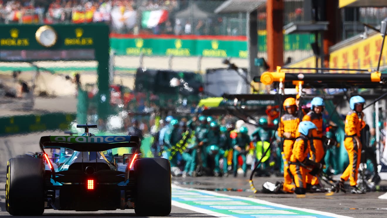 SPA, BELGIUM - AUGUST 28: Lance Stroll of Canada driving the (18) Aston Martin AMR22 Mercedes makes a  during the F1 Grand Prix of Belgium at Circuit de Spa-Francorchamps on August 28, 2022 in Spa, Belgium. (Photo by Mark Thompson/Getty Images)