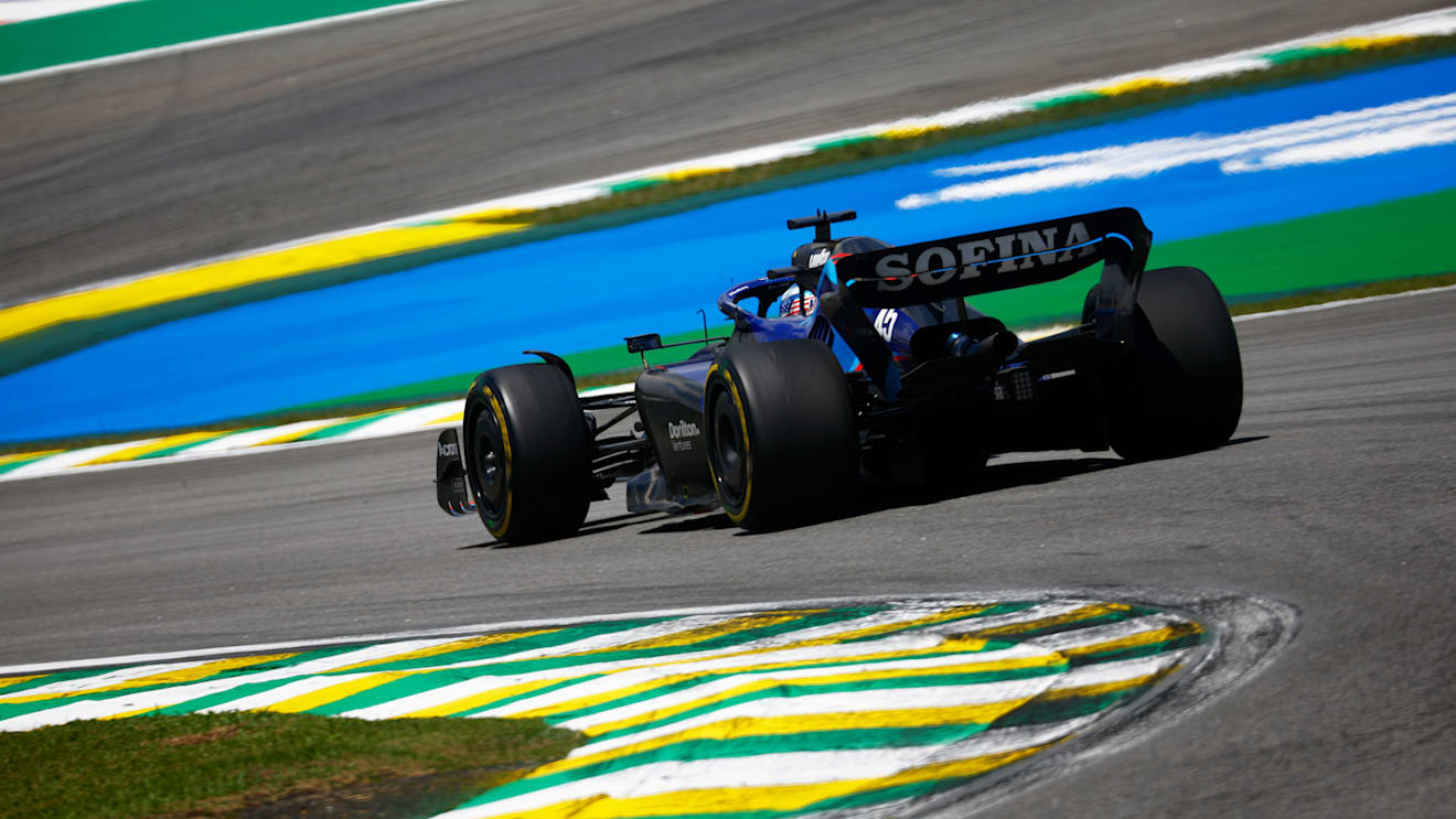 SAO PAULO, BRAZIL - NOVEMBER 12: Alexander Albon of Thailand driving the (23) Williams FW44 Mercedes on track during practice ahead of the F1 Grand Prix of Brazil at Autodromo Jose Carlos Pace on November 12, 2022 in Sao Paulo, Brazil. (Photo by Chris Graythen/Getty Images)