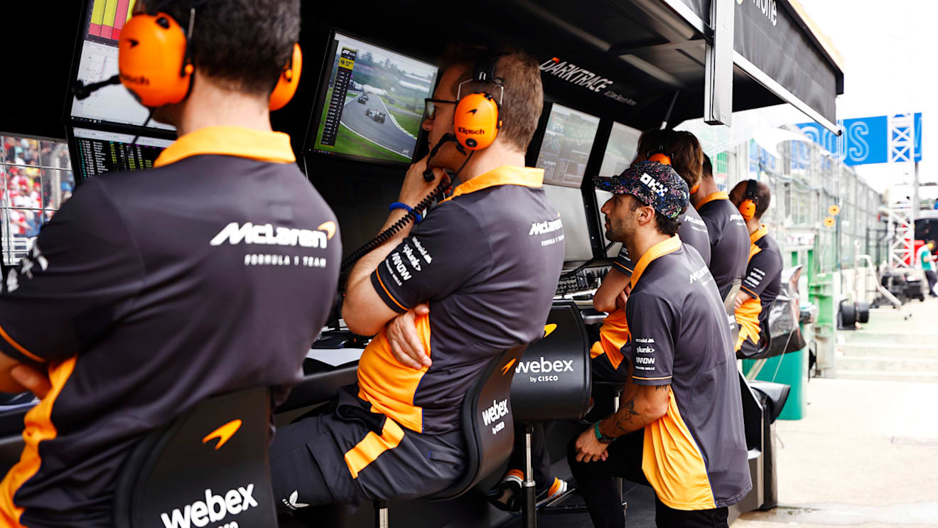 SAO PAULO, BRAZIL - NOVEMBER 13: Daniel Ricciardo of Australia and McLaren looks on from the pitwall during the F1 Grand Prix of Brazil at Autodromo Jose Carlos Pace on November 13, 2022 in Sao Paulo, Brazil. (Photo by Chris Graythen/Getty Images)