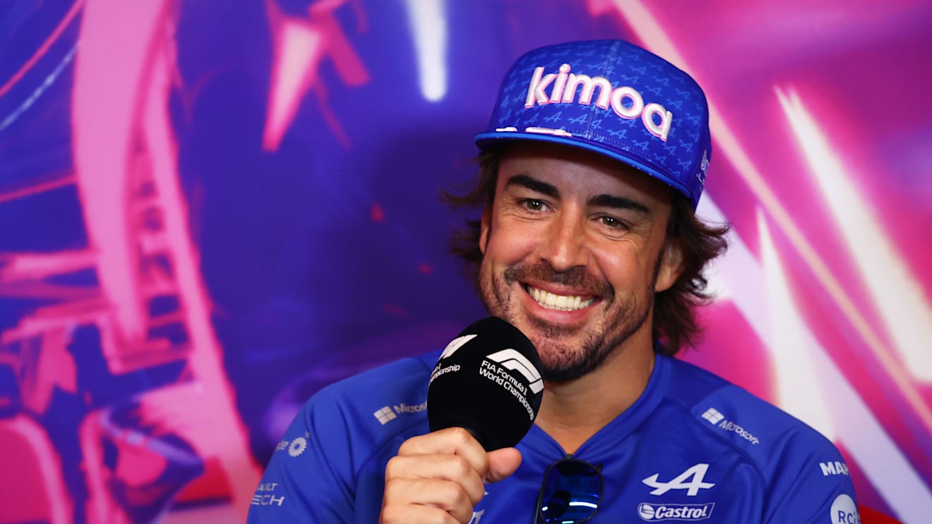 MONTREAL, QUEBEC - JUNE 17: Fernando Alonso of Spain and Alpine F1 talks in the Drivers Press Conference prior to practice ahead of the F1 Grand Prix of Canada at Circuit Gilles Villeneuve on June 17, 2022 in Montreal, Quebec. (Photo by Dan Istitene/Getty Images)