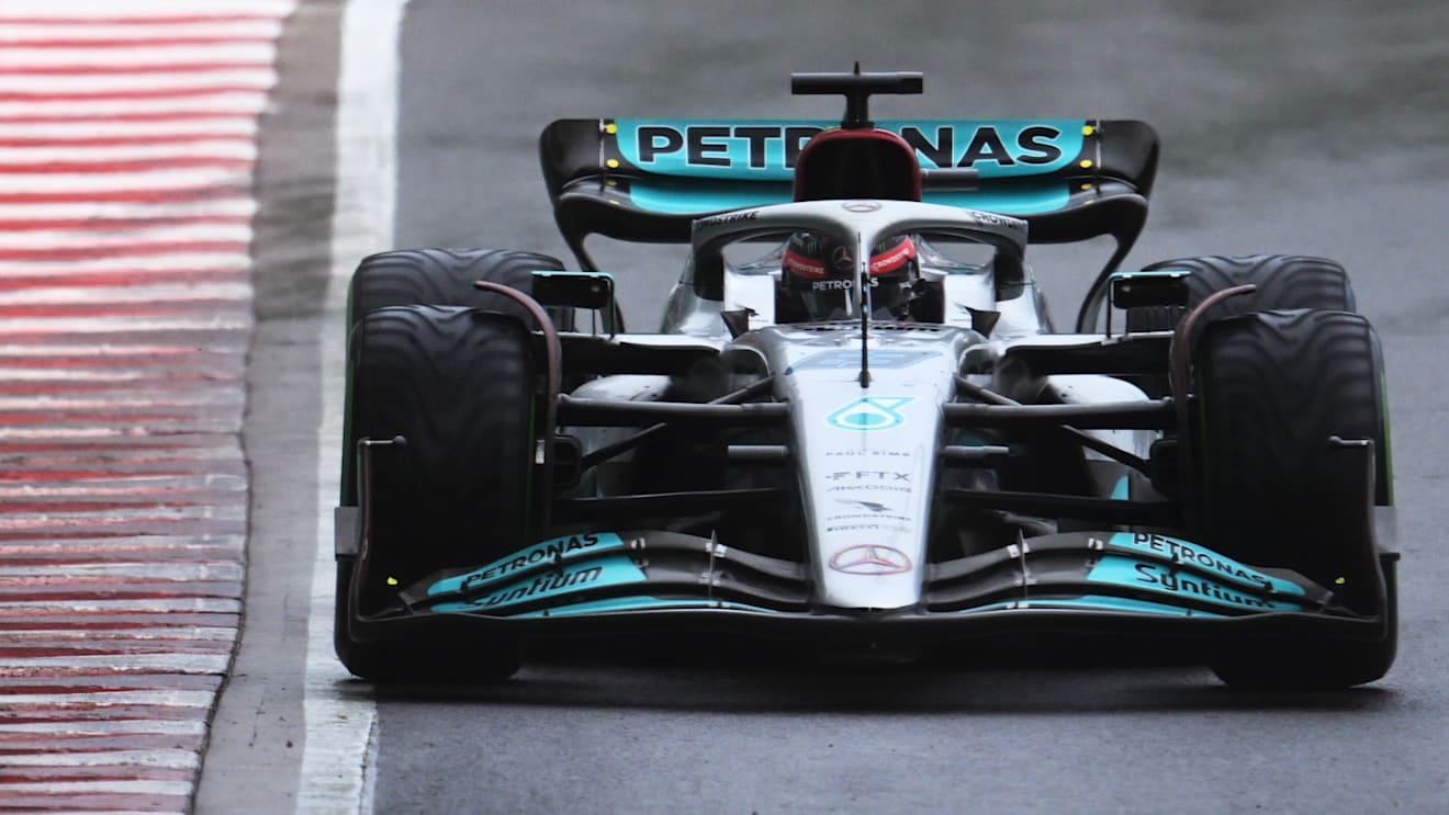 MONTREAL, QUEBEC - JUNE 18: George Russell of Great Britain driving the (63) Mercedes AMG Petronas F1 Team W13 on track during qualifying ahead of the F1 Grand Prix of Canada at Circuit Gilles Villeneuve on June 18, 2022 in Montreal, Quebec. (Photo by Clive Mason/Getty Images)