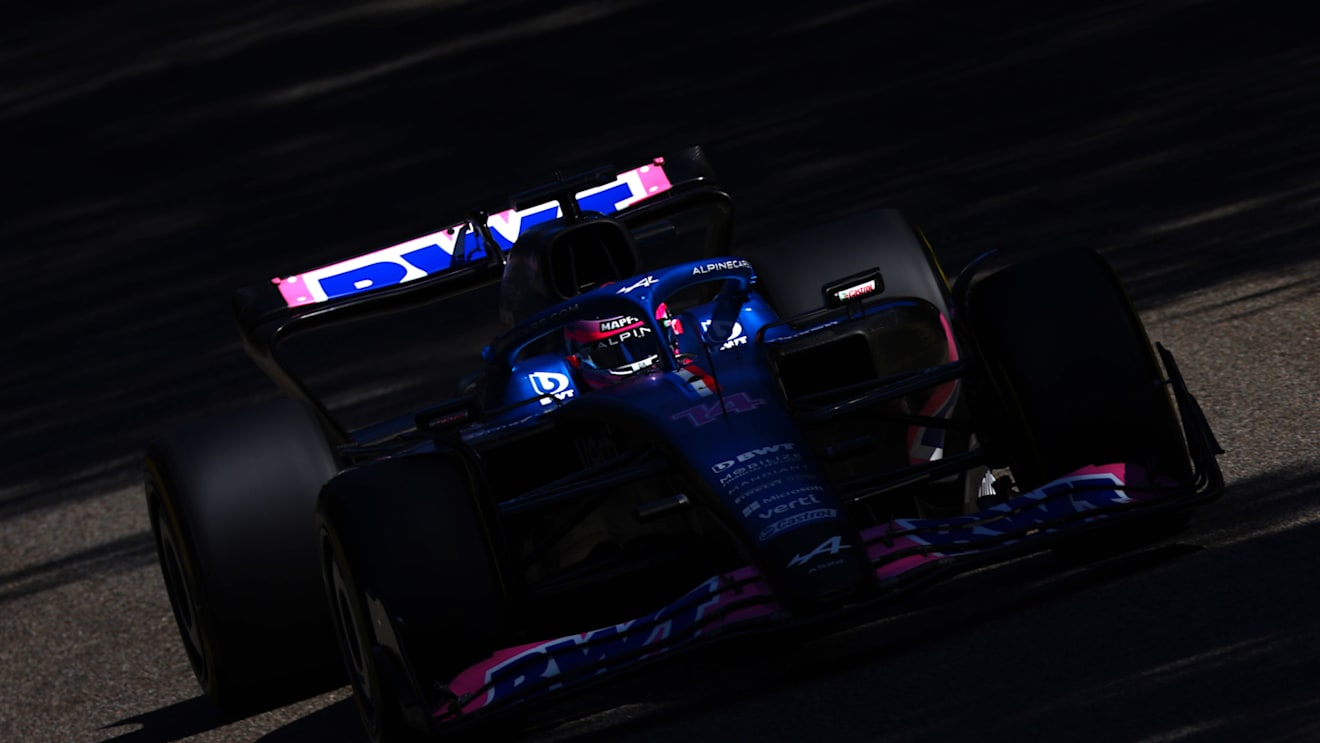 MONZA, ITALY - SEPTEMBER 10: Fernando Alonso of Spain driving the (14) Alpine F1 A522 Renault on track during final practice ahead of the F1 Grand Prix of Italy at Autodromo Nazionale Monza on September 10, 2022 in Monza, Italy. (Photo by Alex Pantling - Formula 1/Formula 1 via Getty Images)