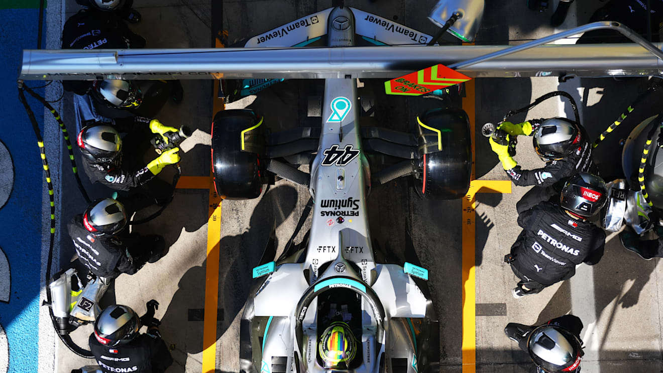 MONZA, ITALY - SEPTEMBER 11: Lewis Hamilton of Great Britain driving the (44) Mercedes AMG Petronas F1 Team W13 makes a pitstop during the F1 Grand Prix of Italy at Autodromo Nazionale Monza on September 11, 2022 in Monza, Italy. (Photo by Dan Istitene - Formula 1/Formula 1 via Getty Images)