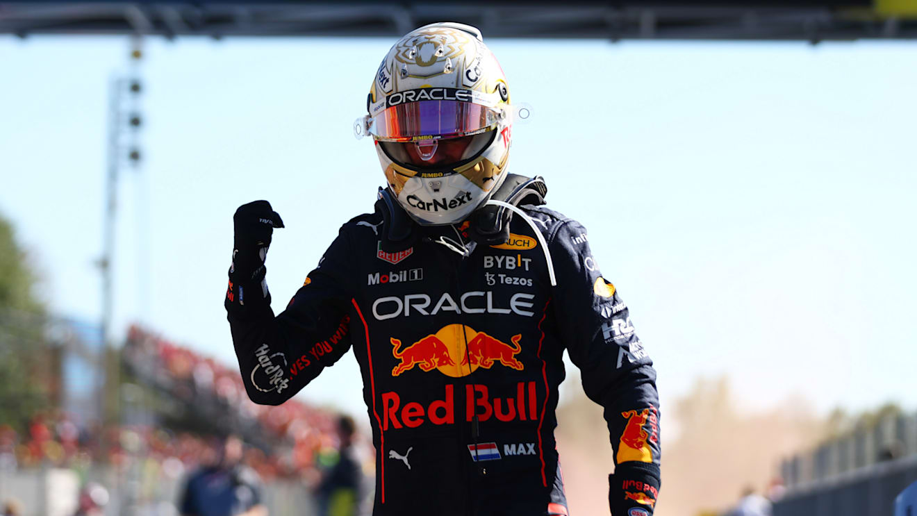 MONZA, ITALY - SEPTEMBER 11: Race winner Max Verstappen of the Netherlands and Oracle Red Bull Racing celebrates in parc ferme during the F1 Grand Prix of Italy at Autodromo Nazionale Monza on September 11, 2022 in Monza, Italy. (Photo by Dan Istitene - Formula 1/Formula 1 via Getty Images)