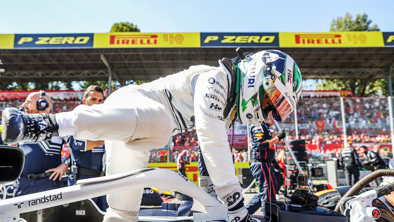 MONZA, ITALY - SEPTEMBER 11: Yuki Tsunoda of Scuderia AlphaTauri and Japan on the grid during the F1 Grand Prix of Italy at Autodromo Nazionale Monza on September 11, 2022 in Monza, Italy. (Photo by Peter Fox/Getty Images)