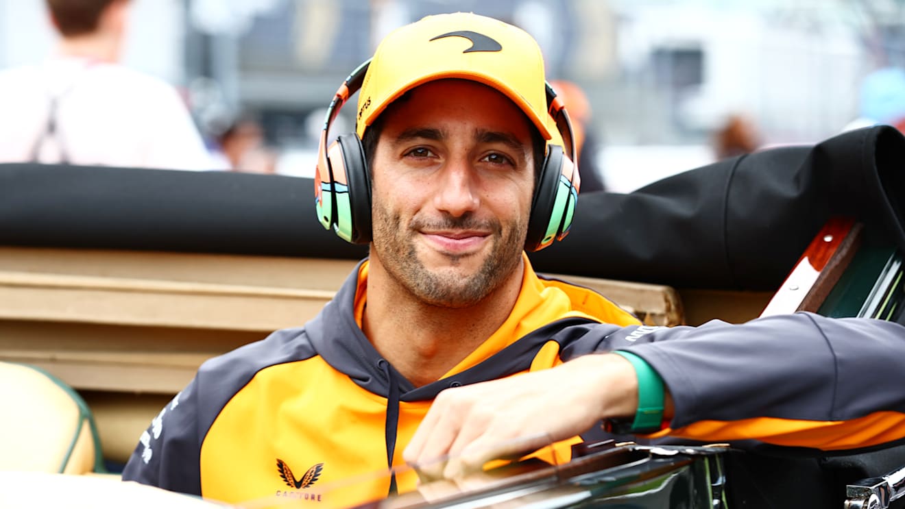 SUZUKA, JAPAN - OCTOBER 09: Daniel Ricciardo of Australia and McLaren looks on from the drivers parade prior to the F1 Grand Prix of Japan at Suzuka International Racing Course on October 09, 2022 in Suzuka, Japan. (Photo by Mark Thompson/Getty Images )