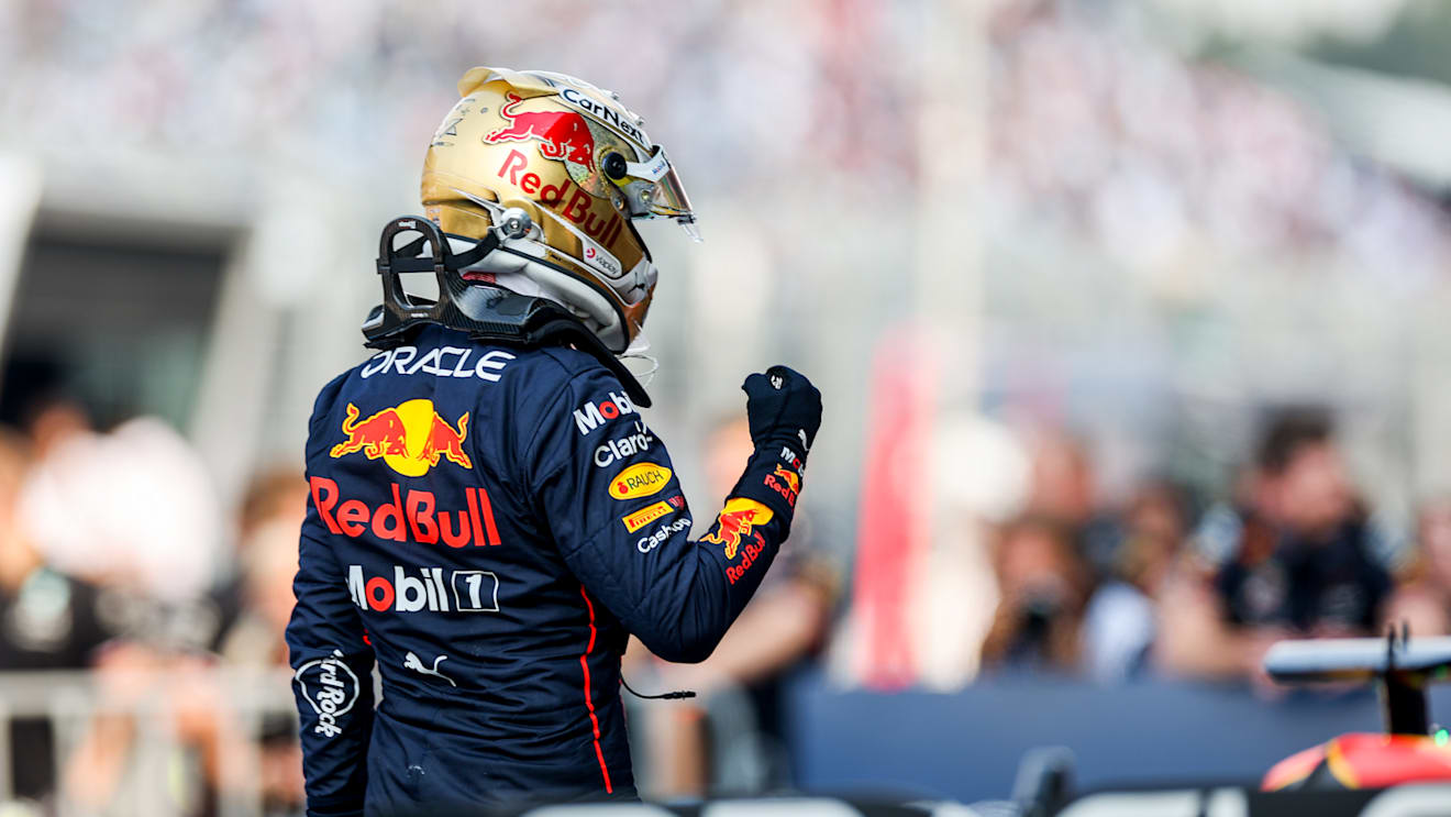 MEXICO CITY, MEXICO - OCTOBER 29: Max Verstappen of Red Bull Racing and The Netherlands celebrates pole position during qualifying ahead of the F1 Grand Prix of Mexico at Autodromo Hermanos Rodriguez on October 29, 2022 in Mexico City, Mexico. (Photo by Peter Fox/Getty Images)