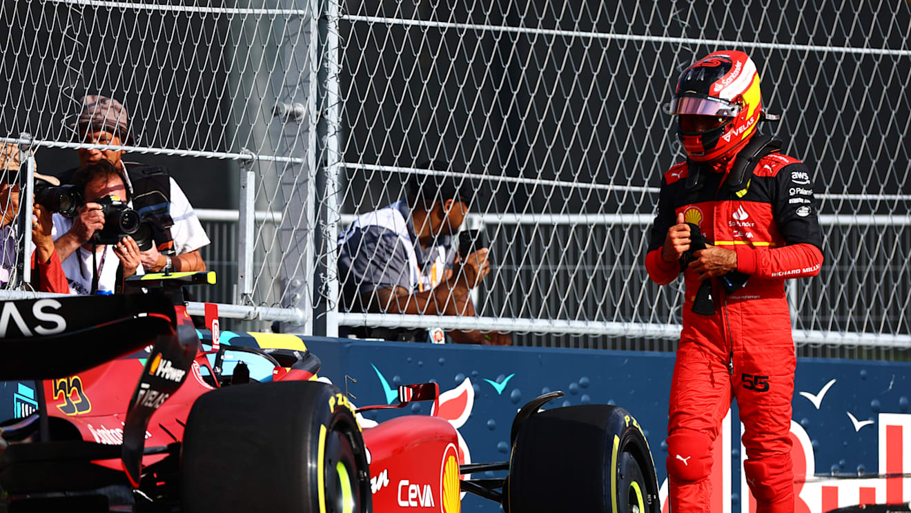 MIAMI, FLORIDA - MAY 06: Carlos Sainz of Spain and Ferrari walks away from his car after crashing during practice ahead of the F1 Grand Prix of Miami at the Miami International Autodrome on May 06, 2022 in Miami, Florida. (Photo by Mark Thompson/Getty Images)