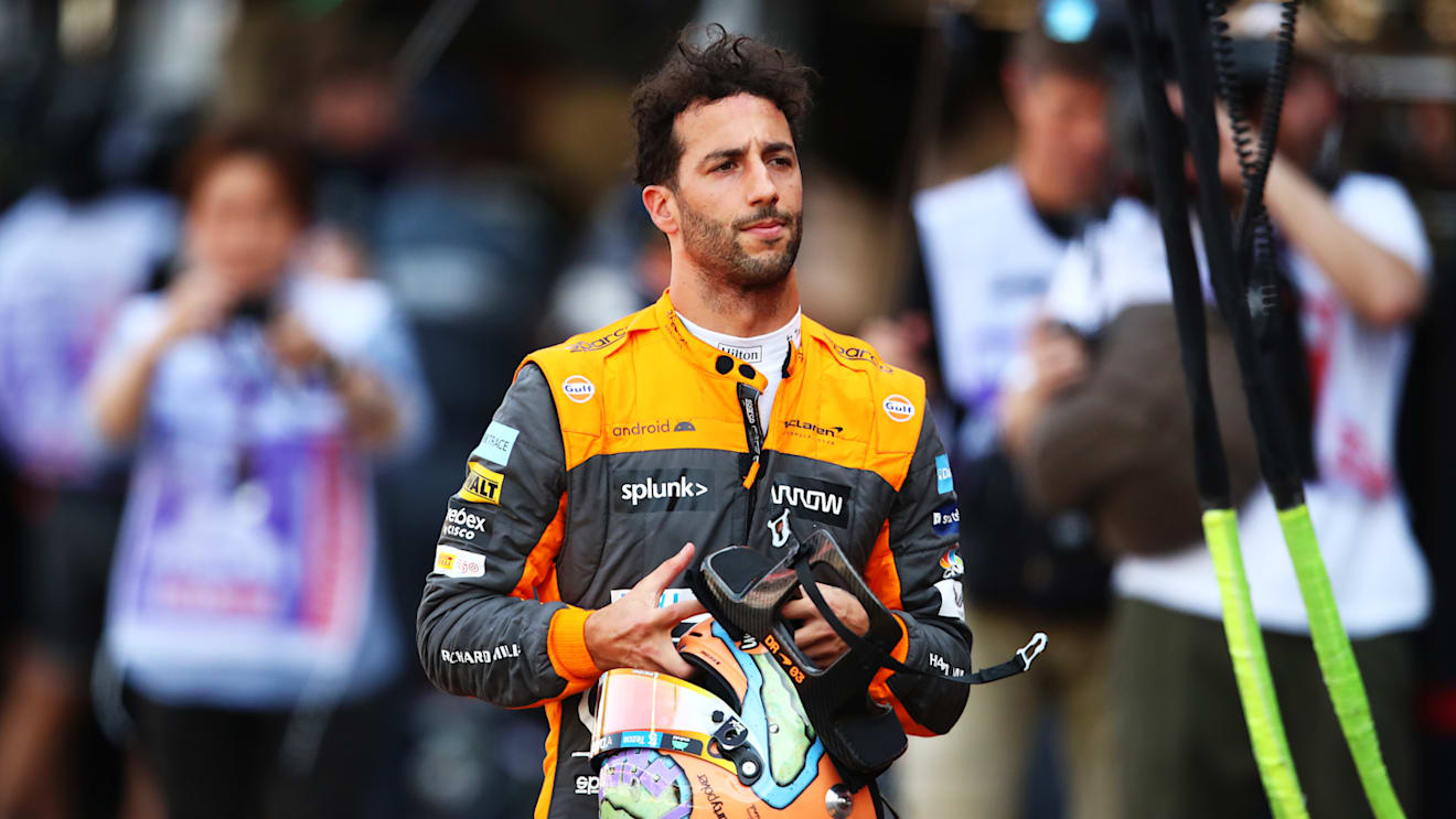 MONTE-CARLO, MONACO - MAY 27: Daniel Ricciardo of Australia and McLaren walks in the Pitlane after a crash during practice ahead of the F1 Grand Prix of Monaco at Circuit de Monaco on May 27, 2022 in Monte-Carlo, Monaco. (Photo by Joe Portlock - Formula 1/Formula 1 via Getty Images)