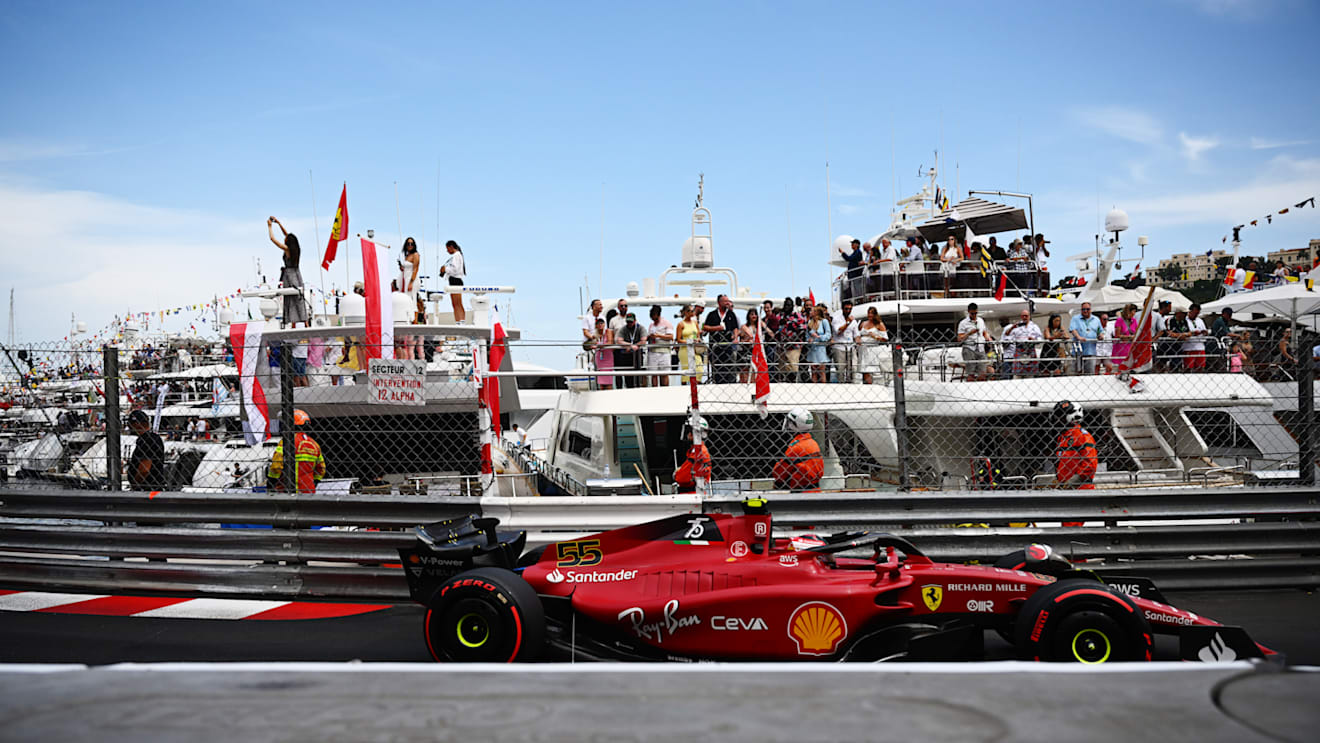 MONTE-CARLO, MONACO - MAY 28: Carlos Sainz of Spain driving (55) the Ferrari F1-75 on track during qualifying ahead of the F1 Grand Prix of Monaco at Circuit de Monaco on May 28, 2022 in Monte-Carlo, Monaco. (Photo by Clive Mason - Formula 1/Formula 1 via Getty Images)