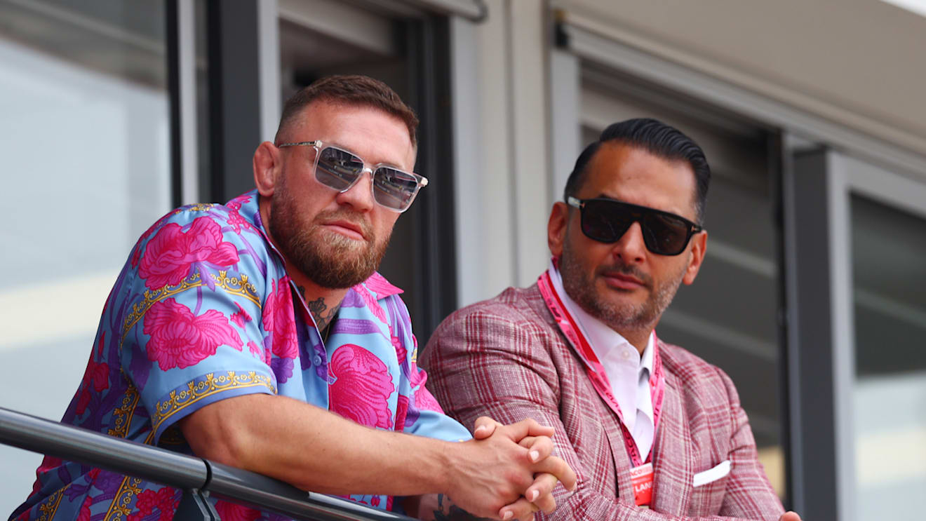 MONTE-CARLO, MONACO - MAY 28: Conor McGregor watches the action from the pitlane during qualifying ahead of the F1 Grand Prix of Monaco at Circuit de Monaco on May 28, 2022 in Monte-Carlo, Monaco. (Photo by Mark Thompson/Getty Images)