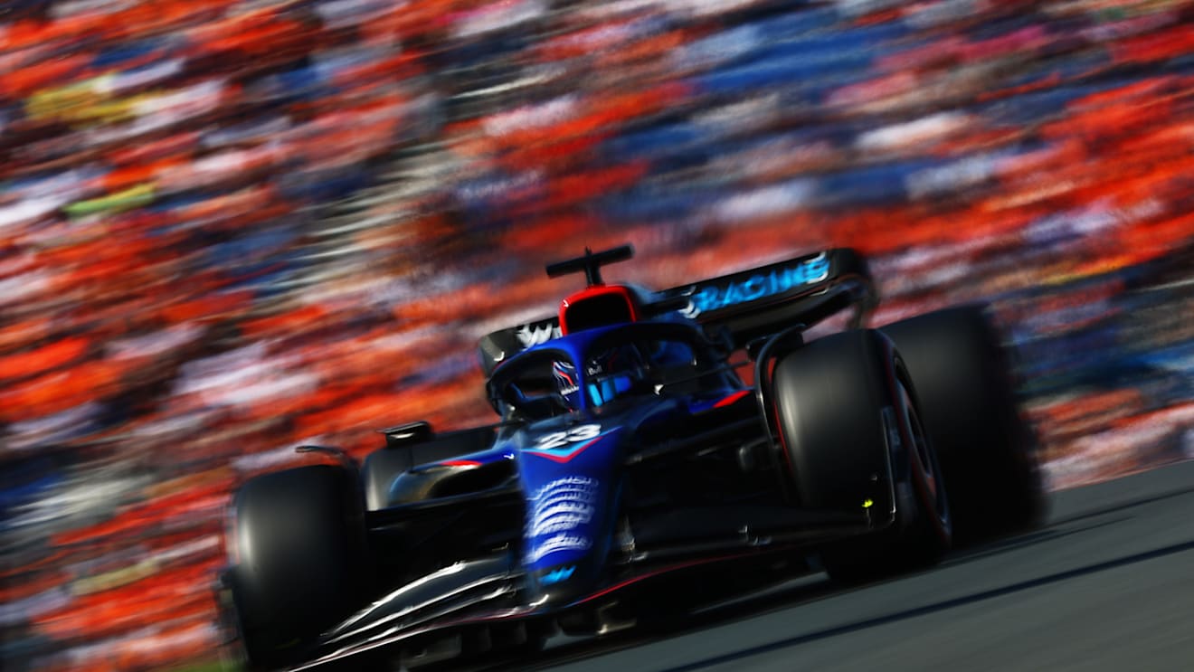 ZANDVOORT, NETHERLANDS - SEPTEMBER 03: Alexander Albon of Thailand driving the (23) Williams FW44 Mercedes on track during final practice ahead of the F1 Grand Prix of The Netherlands at Circuit Zandvoort on September 03, 2022 in Zandvoort, Netherlands. (Photo by Mark Thompson/Getty Images)