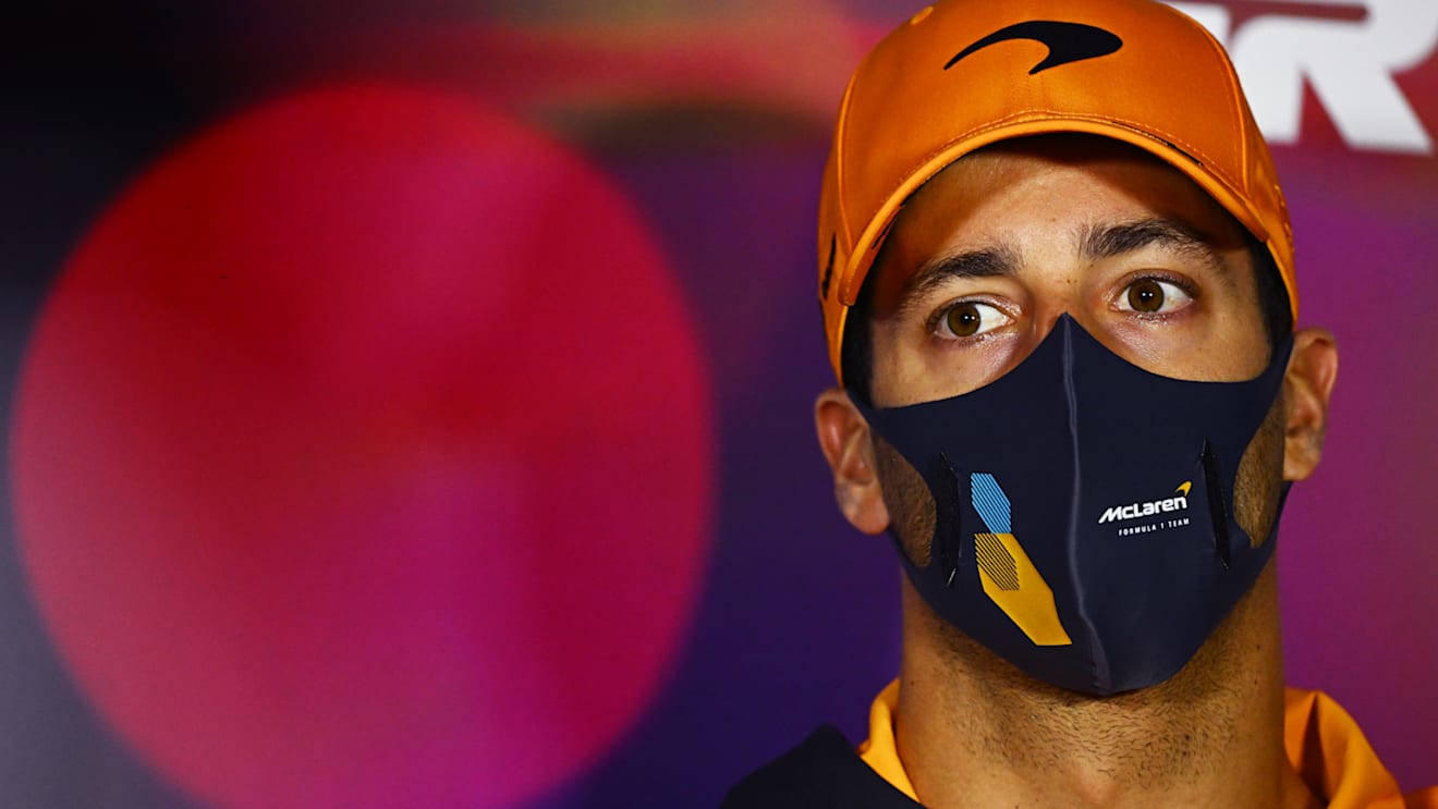 JEDDAH, SAUDI ARABIA - MARCH 25: Daniel Ricciardo of Australia and McLaren looks on in the Drivers Press Conference before practice ahead of the F1 Grand Prix of Saudi Arabia at the Jeddah Corniche Circuit on March 25, 2022 in Jeddah, Saudi Arabia. (Photo by Clive Mason/Getty Images)