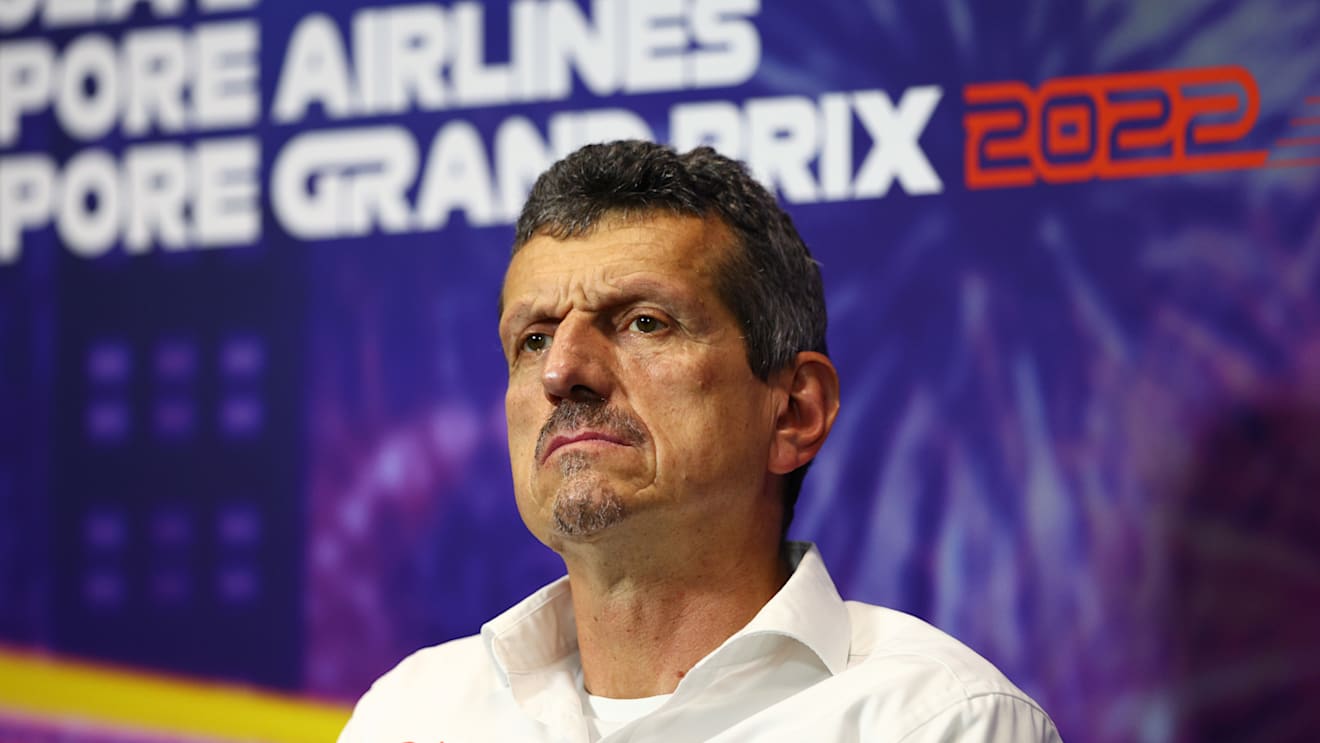 SINGAPORE, SINGAPORE - OCTOBER 01: Haas F1 Team Principal Guenther Steiner talks in the team principal's press conference before final practice ahead of the F1 Grand Prix of Singapore at Marina Bay Street Circuit on October 01, 2022 in Singapore, Singapore. (Photo by Clive Rose/Getty Images,)