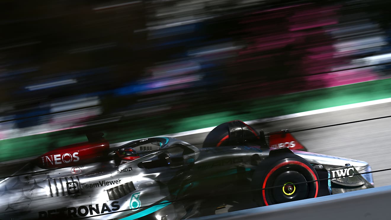 BARCELONA, SPAIN - MAY 21: George Russell of Great Britain driving the (63) Mercedes AMG Petronas F1 Team W13 on track during qualifying ahead of the F1 Grand Prix of Spain at Circuit de Barcelona-Catalunya on May 21, 2022 in Barcelona, Spain. (Photo by Clive Mason/Getty Images)