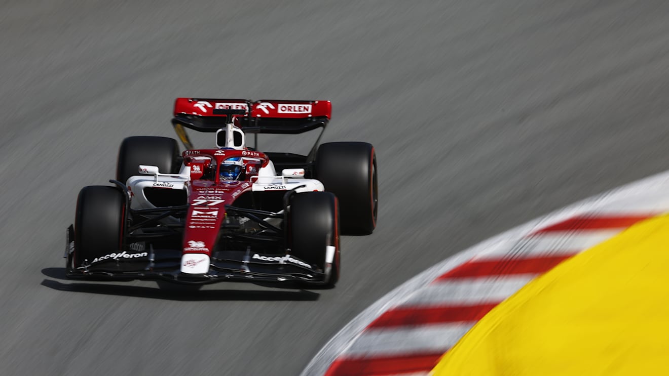BARCELONA, SPAIN - MAY 21: Valtteri Bottas of Finland driving the (77) Alfa Romeo F1 C42 Ferrari on track during qualifying ahead of the F1 Grand Prix of Spain at Circuit de Barcelona-Catalunya on May 21, 2022 in Barcelona, Spain. (Photo by Lars Baron/Getty Images)