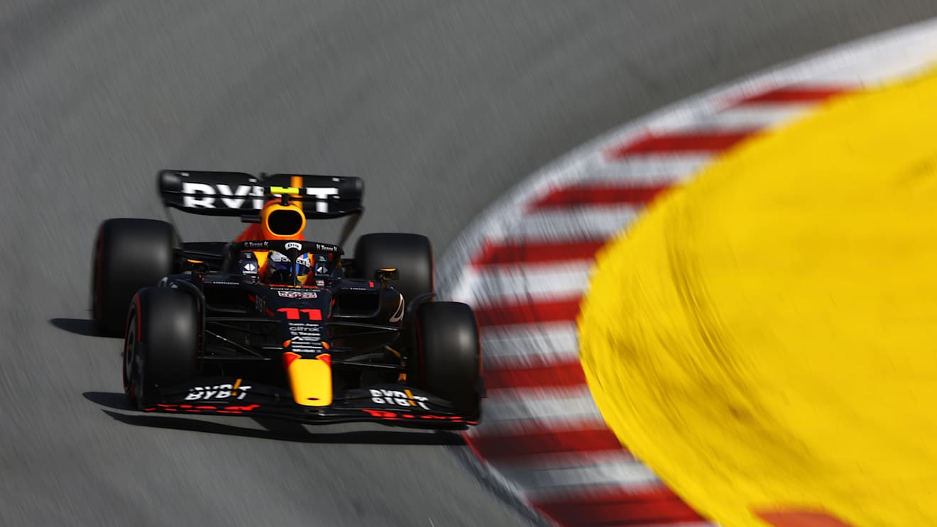 BARCELONA, SPAIN - MAY 21: Sergio Perez of Mexico driving the (11) Oracle Red Bull Racing RB18 on track during qualifying ahead of the F1 Grand Prix of Spain at Circuit de Barcelona-Catalunya on May 21, 2022 in Barcelona, Spain. (Photo by Lars Baron/Getty Images)