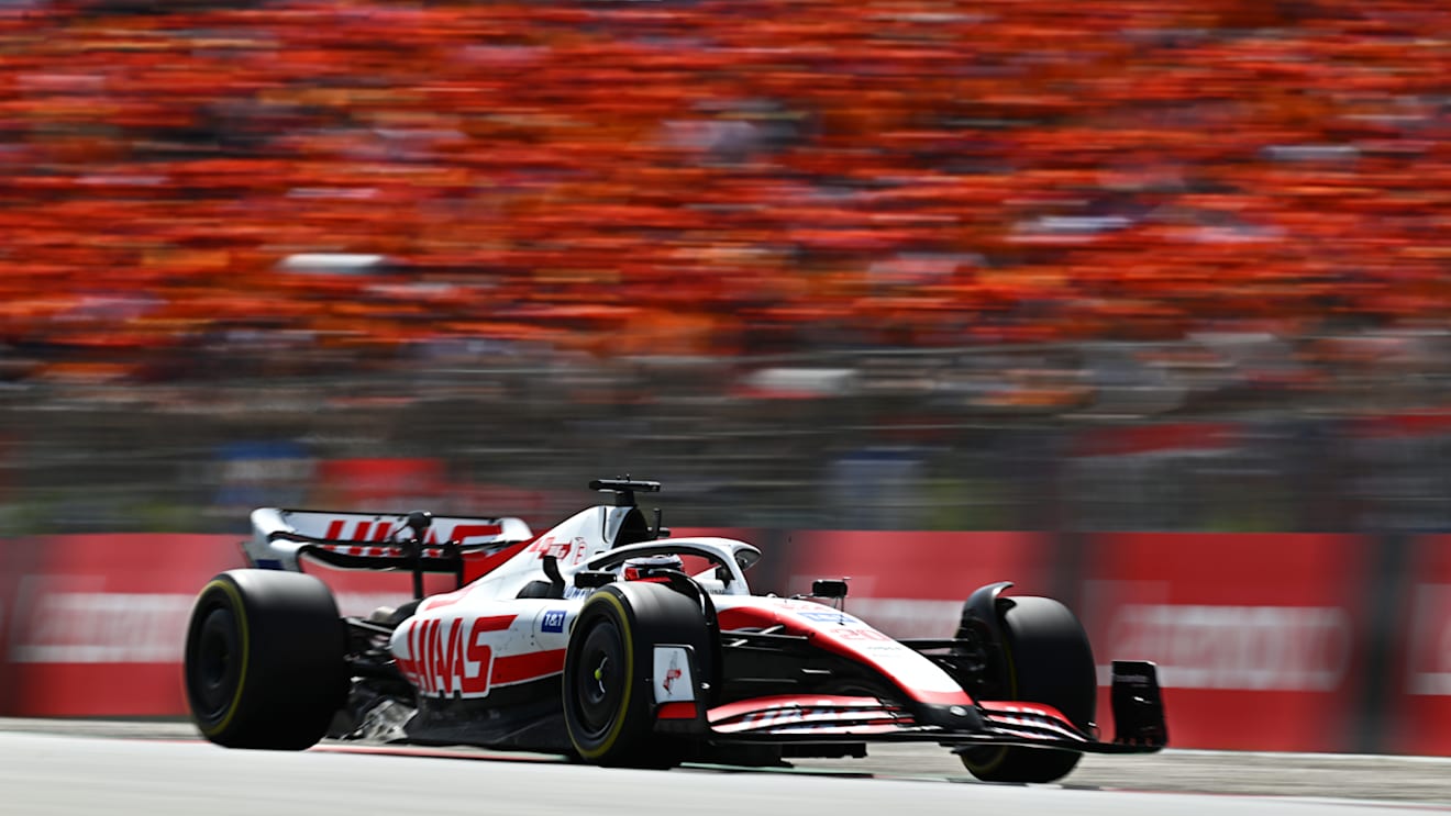 BARCELONA, SPAIN - MAY 22: Kevin Magnussen of Denmark driving the (20) Haas F1 VF-22 Ferrari on track during the F1 Grand Prix of Spain at Circuit de Barcelona-Catalunya on May 22, 2022 in Barcelona, Spain. (Photo by Clive Mason/Getty Images)