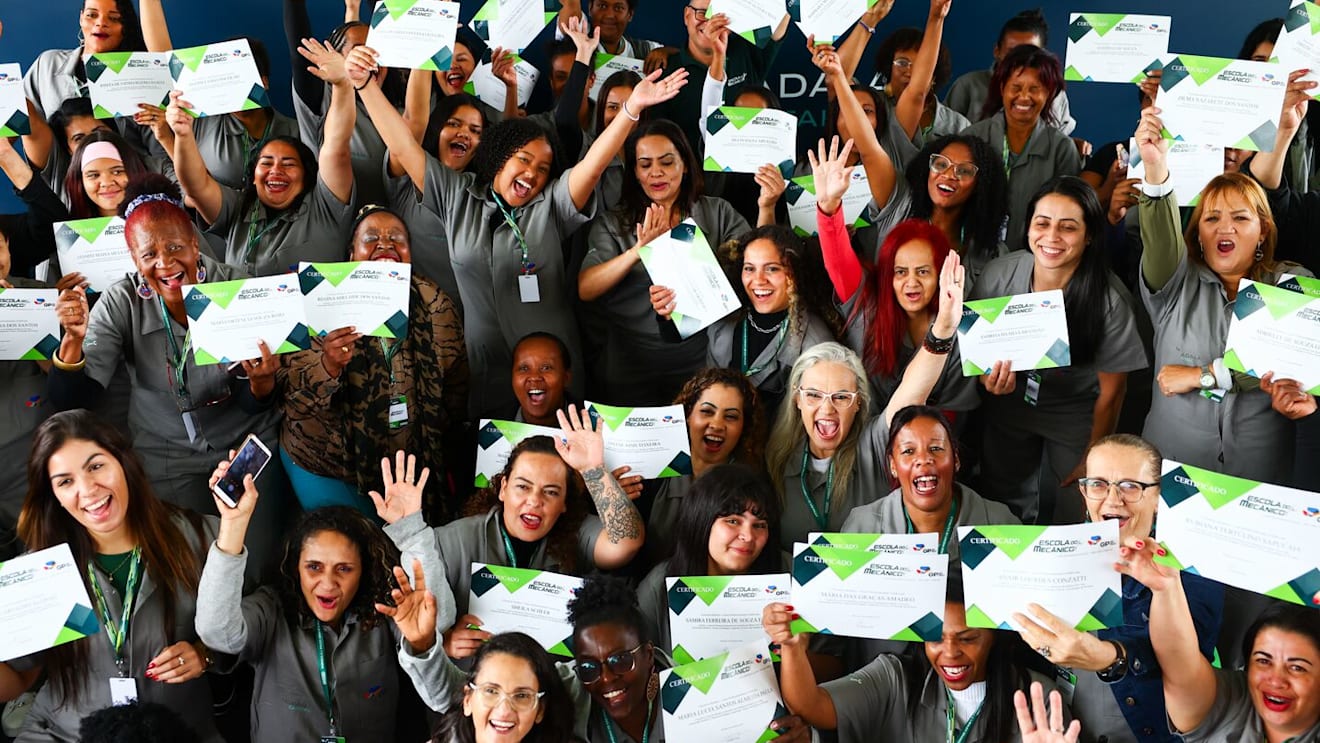 Over 100 women graduated as fully trained mechanics ahead of the Sao Paulo GP