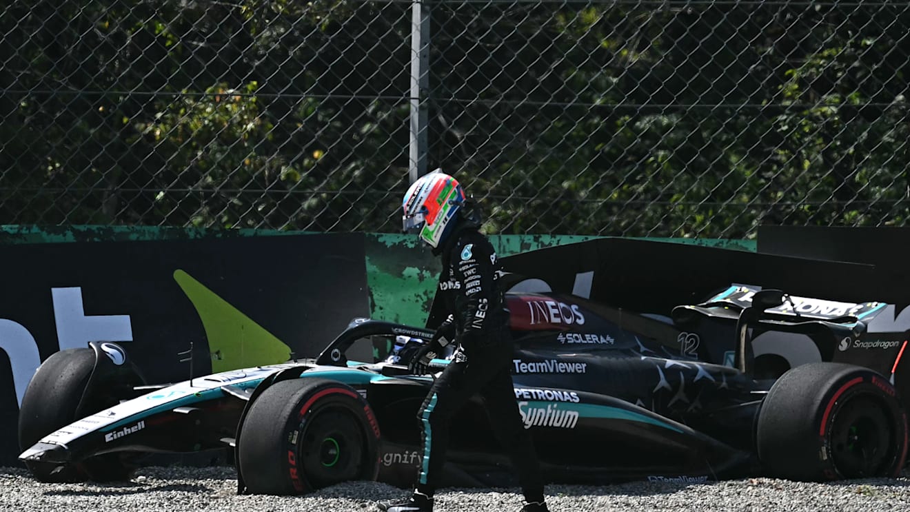 Mercedes' Italian driver Andrea Kimi Antonelli leaves his car after crashing during first practice session, ahead of the Italian Formula One Grand Prix at Autodromo Nazionale Monza circuit, in Monza on August 30, 2024. (Photo by Gabriel BOUYS / AFP) (Photo by GABRIEL BOUYS/AFP via Getty Images)