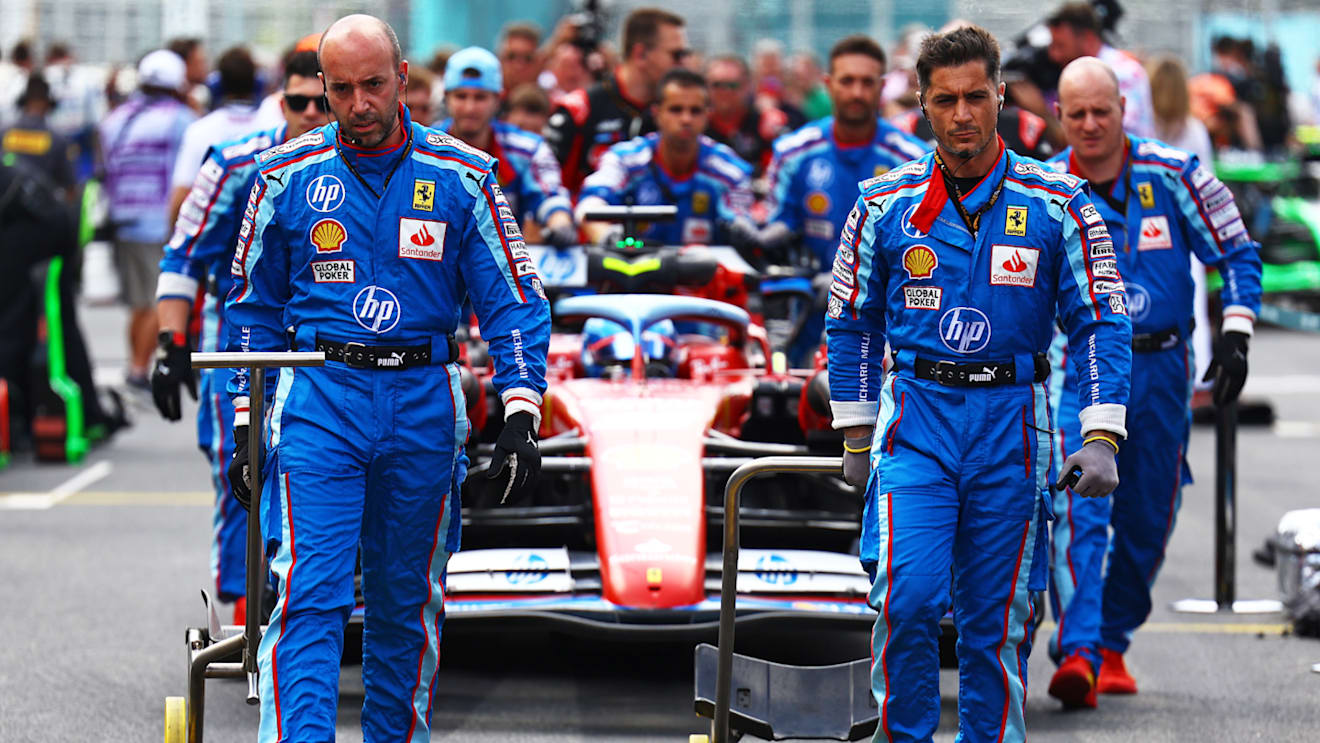 The Ferrari team also had their own special blue kits