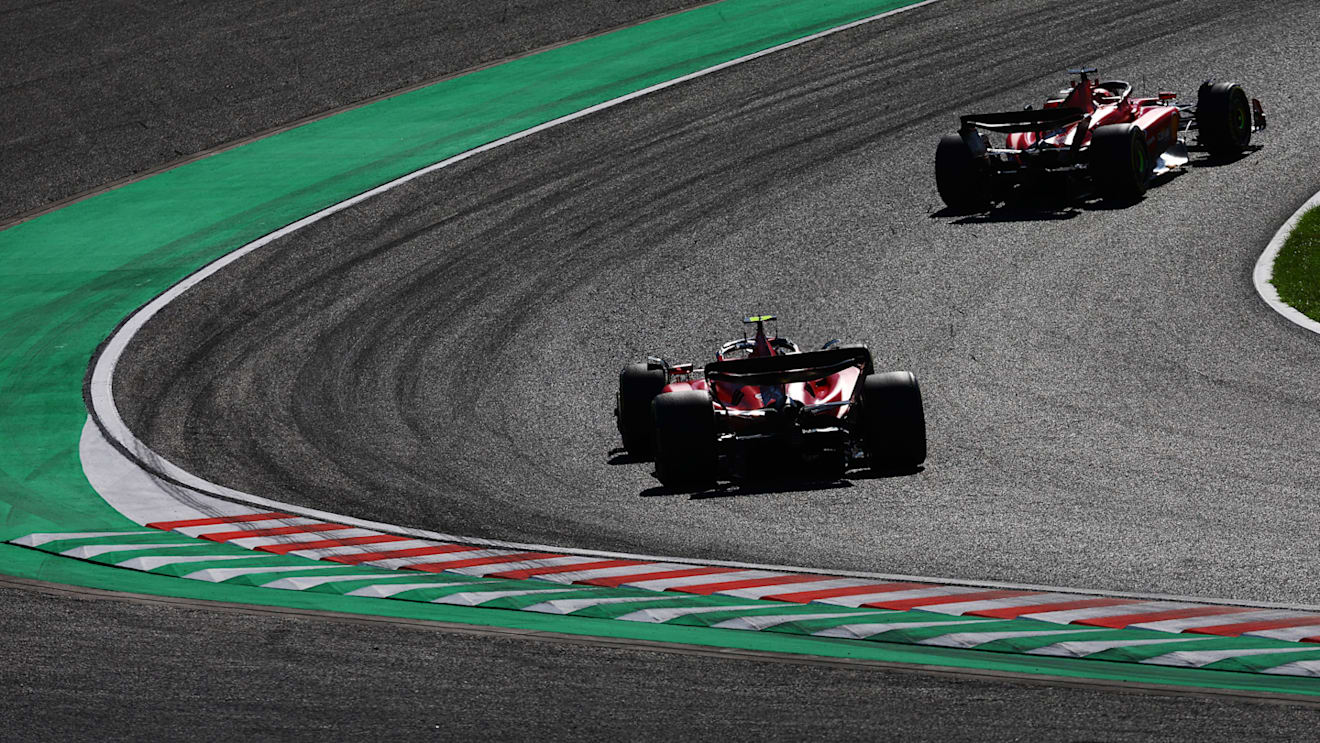 SUZUKA, JAPAN - SEPTEMBER 24: Charles Leclerc of Monaco driving the (16) Ferrari SF-23 leads Carlos Sainz of Spain driving (55) the Ferrari SF-23 during the F1 Grand Prix of Japan at Suzuka International Racing Course on September 24, 2023 in Suzuka, Japan. (Photo by Mark Thompson/Getty Images)