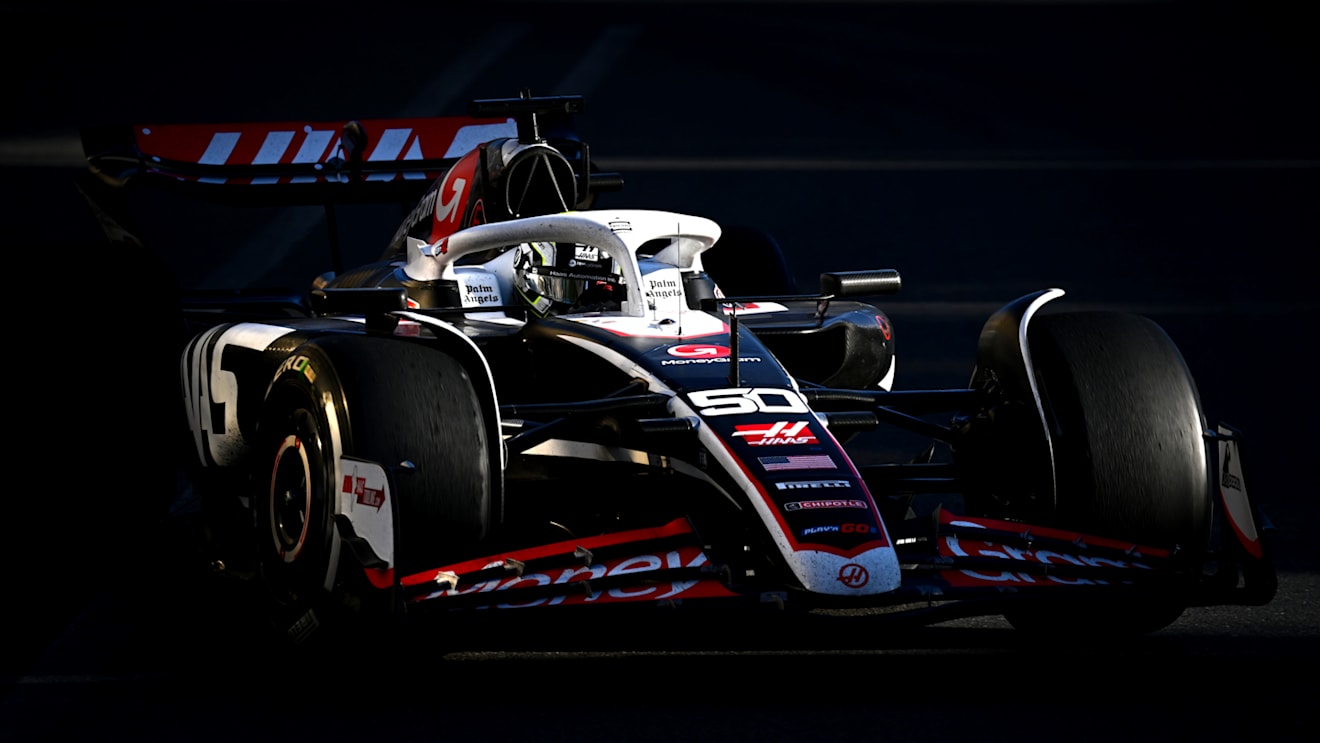 BAKU, AZERBAIJAN - SEPTEMBER 15: Oliver Bearman of Great Britain driving the (50) Haas F1 VF-24 Ferrari on track during the F1 Grand Prix of Azerbaijan at Baku City Circuit on September 15, 2024 in Baku, Azerbaijan. (Photo by Clive Mason/Getty Images)