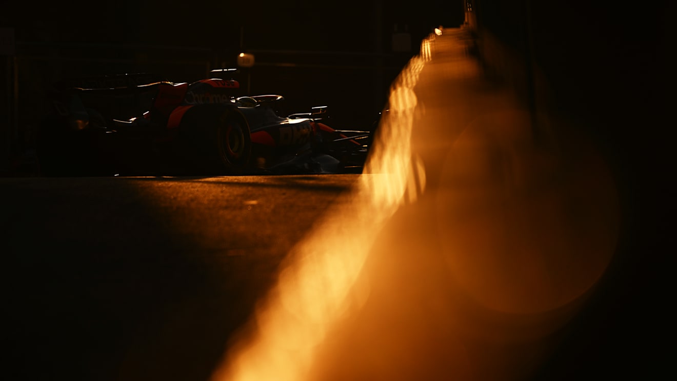 BAKU, AZERBAIJAN - SEPTEMBER 13: Lando Norris of Great Britain driving the (4) McLaren MCL38 Mercedes on track during practice ahead of the F1 Grand Prix of Azerbaijan at Baku City Circuit on September 13, 2024 in Baku, Azerbaijan. (Photo by Clive Mason/Getty Images)
