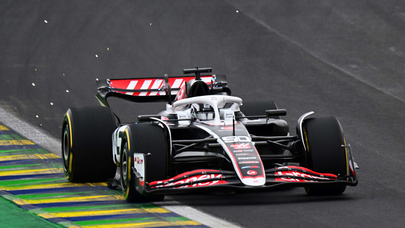 SAO PAULO, BRAZIL - NOVEMBER 01: Oliver Bearman of Great Britain driving the (50) Haas F1 VF-24 Ferrari on track during Sprint Qualifying ahead of the F1 Grand Prix of Brazil at Autodromo Jose Carlos Pace on November 01, 2024 in Sao Paulo, Brazil. (Photo by Clive Mason/Getty Images)