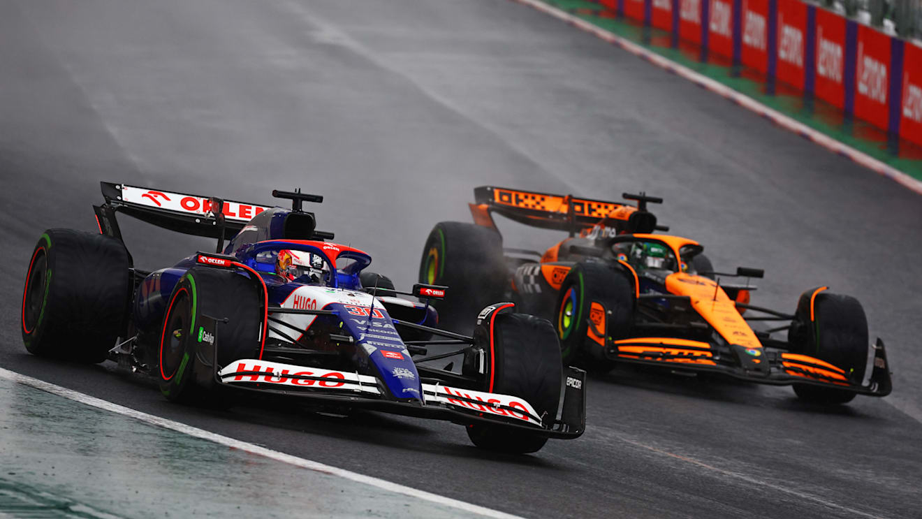 SAO PAULO, BRAZIL - NOVEMBER 03: Liam Lawson of New Zealand driving the (30) Visa Cash App RB VCARB 01 leads Oscar Piastri of Australia driving the (81) McLaren MCL38 Mercedes during the F1 Grand Prix of Brazil at Autodromo Jose Carlos Pace on November 03, 2024 in Sao Paulo, Brazil. (Photo by Mark Thompson/Getty Images)