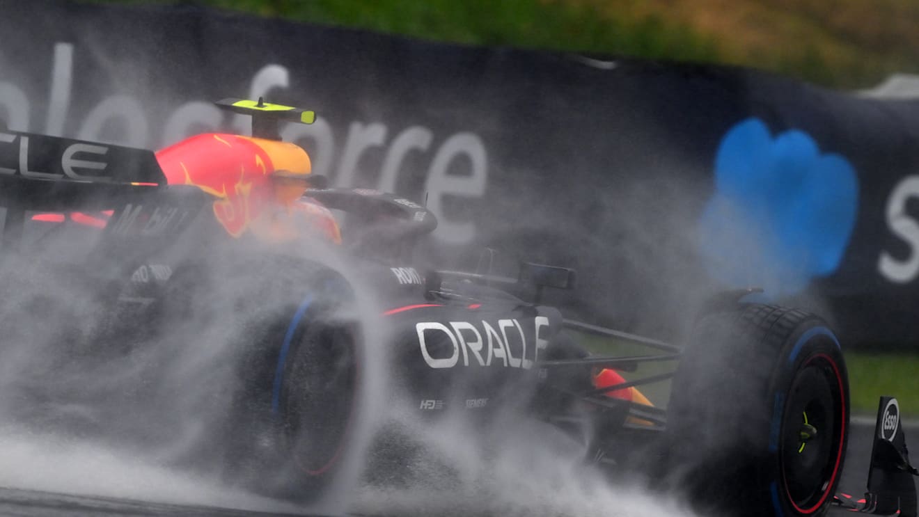 SAO PAULO, BRAZIL - NOVEMBER 03: Sergio Perez of Mexico driving the (11) Oracle Red Bull Racing RB20 on track during the F1 Grand Prix of Brazil at Autodromo Jose Carlos Pace on November 03, 2024 in Sao Paulo, Brazil. (Photo by Clive Mason/Getty Images)