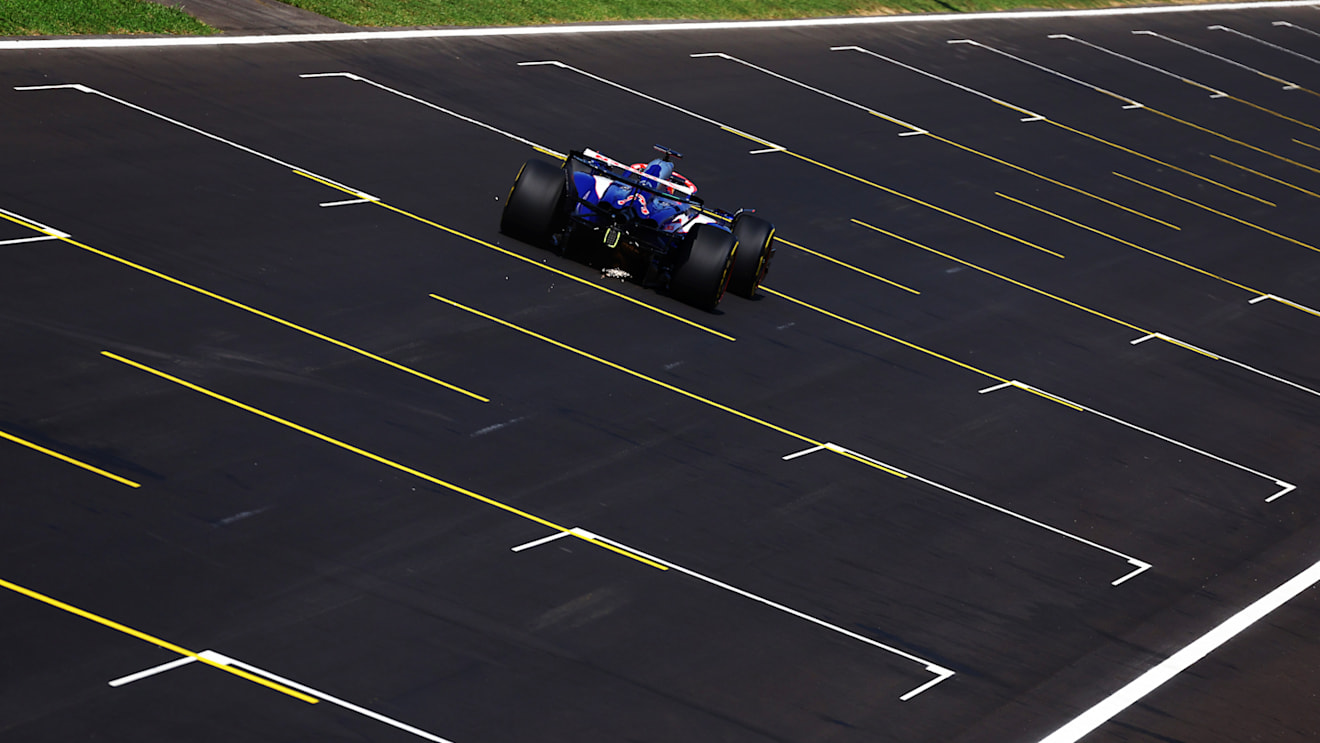 MONZA, ITALY - AUGUST 30: Daniel Ricciardo of Australia driving the (3) Visa Cash App RB VCARB 01 on track during practice ahead of the F1 Grand Prix of Italy at Autodromo Nazionale Monza on August 30, 2024 in Monza, Italy. (Photo by Mark Thompson/Getty Images)