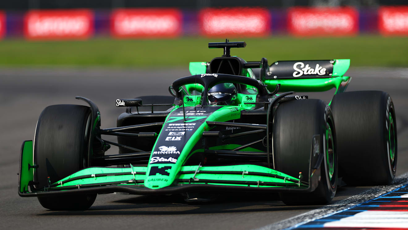 MEXICO CITY, MEXICO - OCTOBER 27: Valtteri Bottas of Finland driving the (77) Kick Sauber C44 Ferrari on track during the F1 Grand Prix of Mexico at Autodromo Hermanos Rodriguez on October 27, 2024 in Mexico City, Mexico. (Photo by Peter Fox - Formula 1/Formula 1 via Getty Images)