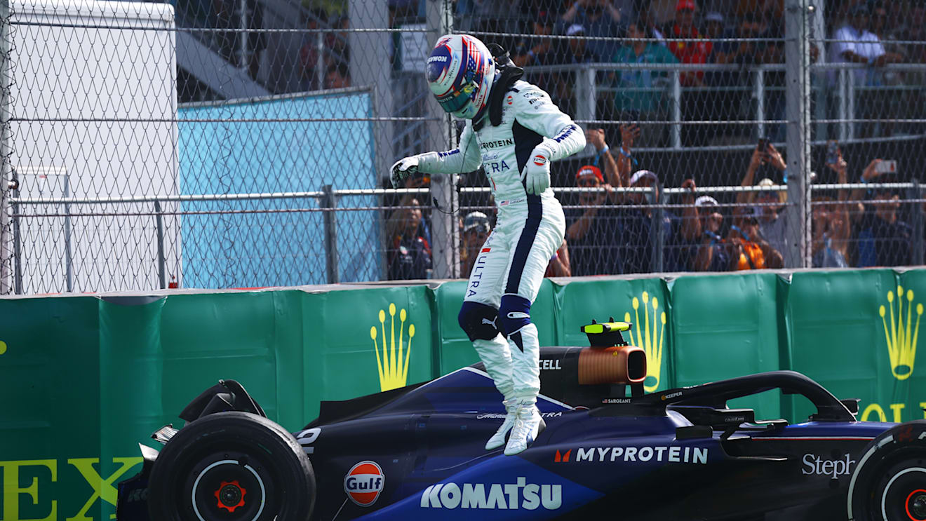 MIAMI, FLORIDA - MAY 05: Logan Sargeant of United States and Williams jumps from his car after crashing during the F1 Grand Prix of Miami at Miami International Autodrome on May 05, 2024 in Miami, Florida. (Photo by Mark Thompson/Getty Images)