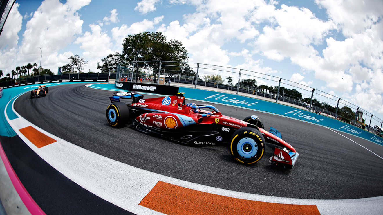 MIAMI, FLORIDA - MAY 04: Carlos Sainz of Spain driving (55) the Ferrari SF-24 on track during the Sprint ahead of the F1 Grand Prix of Miami at Miami International Autodrome on May 04, 2024 in Miami, Florida. (Photo by Chris Graythen/Getty Images)