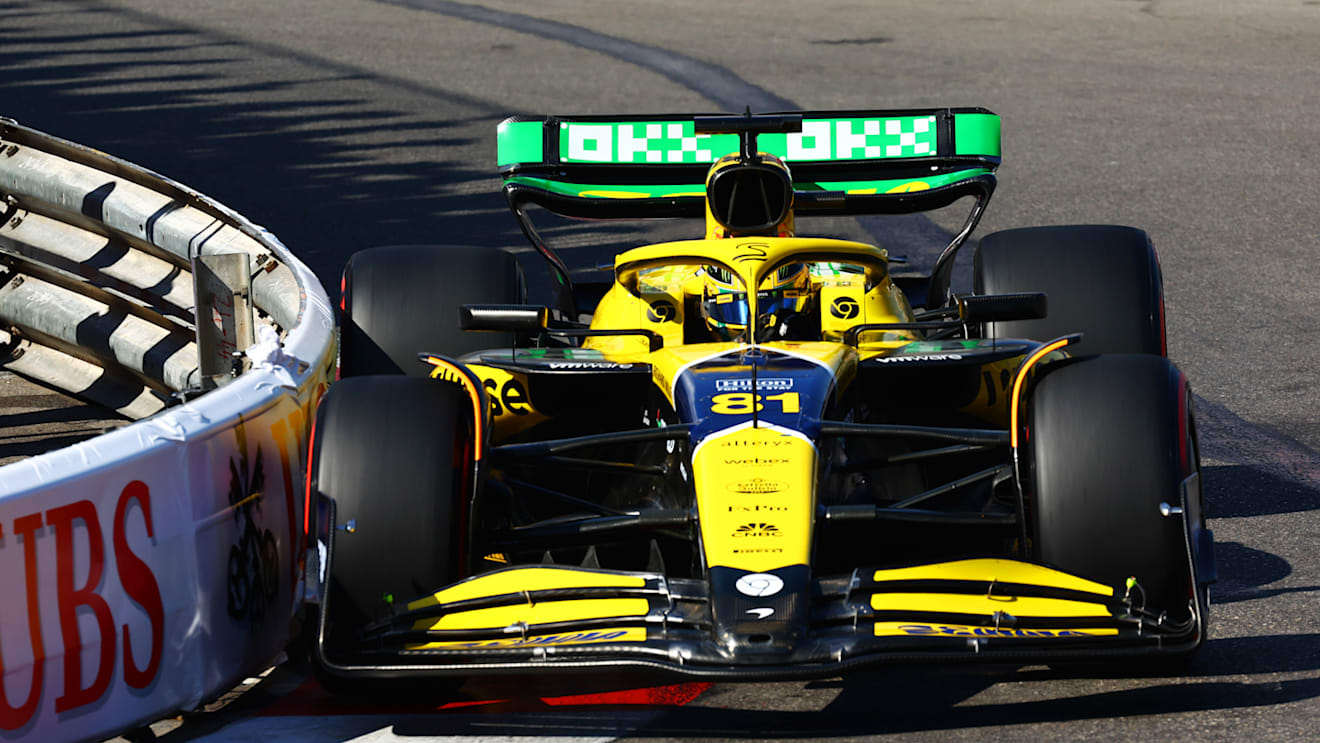 MONTE-CARLO, MONACO - MAY 25: Oscar Piastri of Australia driving the (81) McLaren MCL38 Mercedes on track during qualifying ahead of the F1 Grand Prix of Monaco at Circuit de Monaco on May 25, 2024 in Monte-Carlo, Monaco. (Photo by Mark Thompson/Getty Images)