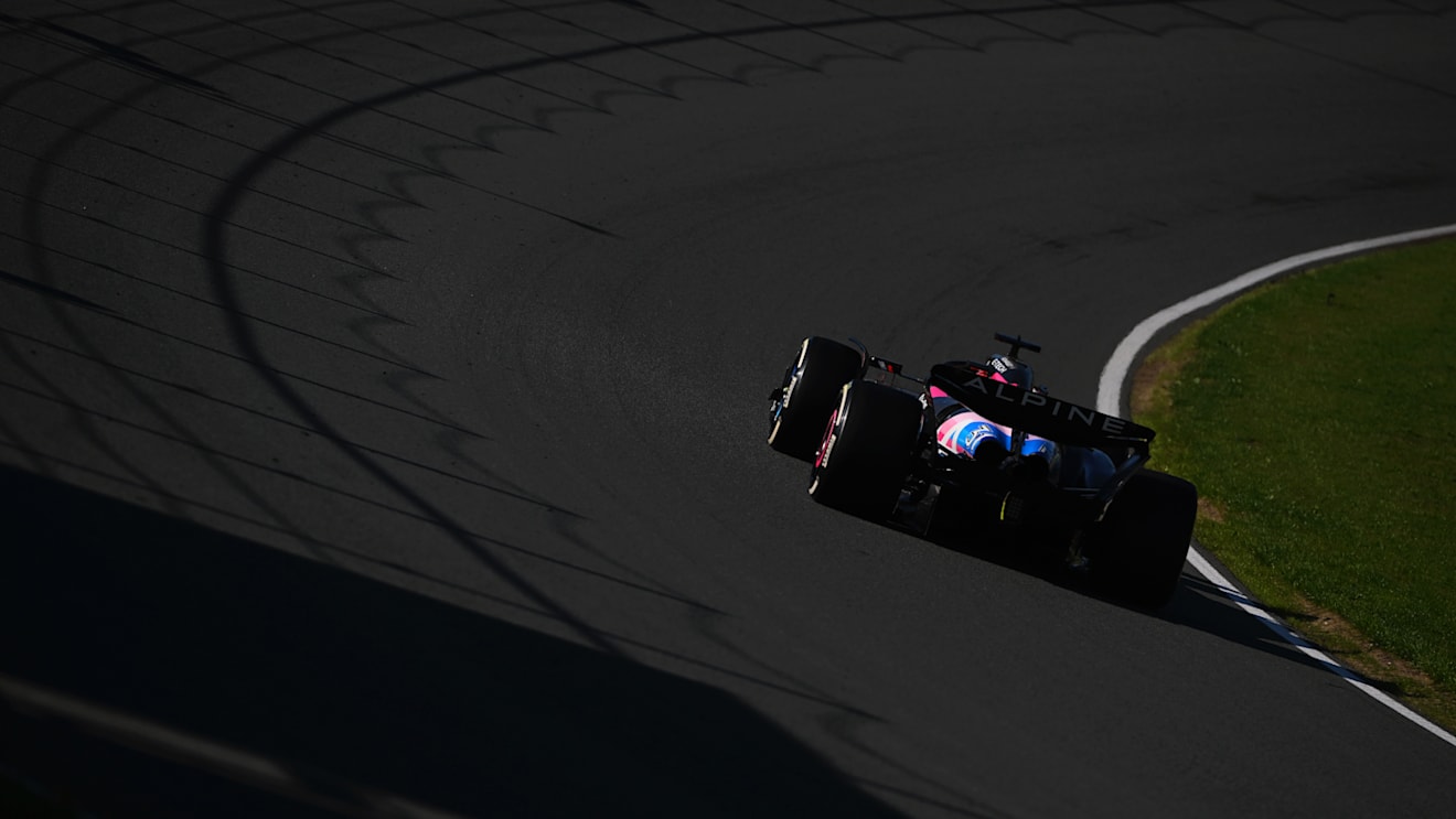 ZANDVOORT, NETHERLANDS - AUGUST 25: Esteban Ocon of France driving the (31) Alpine F1 A524 Renault on track during the F1 Grand Prix of Netherlands at Circuit Zandvoort on August 25, 2024 in Zandvoort, Netherlands. (Photo by Rudy Carezzevoli/Getty Images)