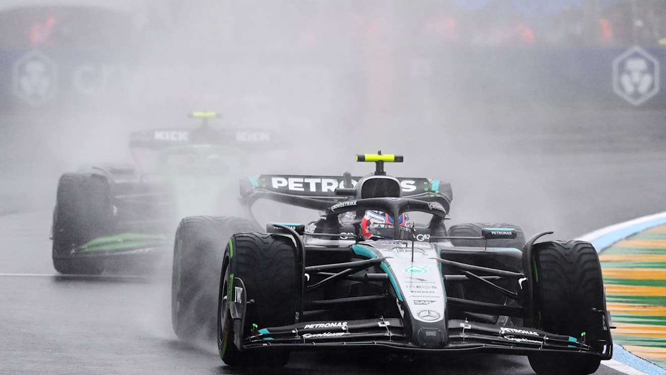 MELBOURNE, AUSTRALIA - MARCH 16: Andrea Kimi Antonelli of Italy driving the (12) Mercedes AMG Petronas F1 Team W16 leads Gabriel Bortoleto of Brazil driving the (5) Kick Sauber C45 Ferrari during the F1 Grand Prix of Australia at Albert Park Grand Prix Circuit on March 16, 2025 in Melbourne, Australia. (Photo by Clive Mason/Getty Images)