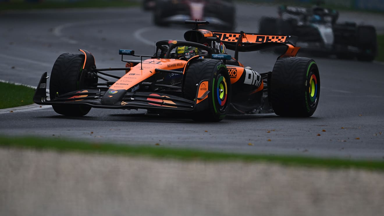 MELBOURNE, AUSTRALIA - MARCH 16: Oscar Piastri of Australia driving the (81) McLaren MCL39 Mercedes on track during the F1 Grand Prix of Australia at Albert Park Grand Prix Circuit on March 16, 2025 in Melbourne, Australia. (Photo by James Sutton - Formula 1/Formula 1 via Getty Images)