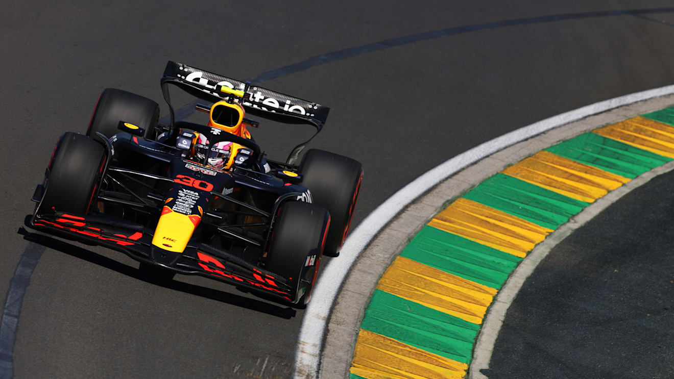 MELBOURNE, AUSTRALIA - MARCH 14: Liam Lawson of New Zealand driving the (30) Oracle Red Bull Racing RB21 on track during practice ahead of the F1 Grand Prix of Australia at Albert Park Grand Prix Circuit on March 14, 2025 in Melbourne, Australia. (Photo by Mark Thompson/Getty Images)