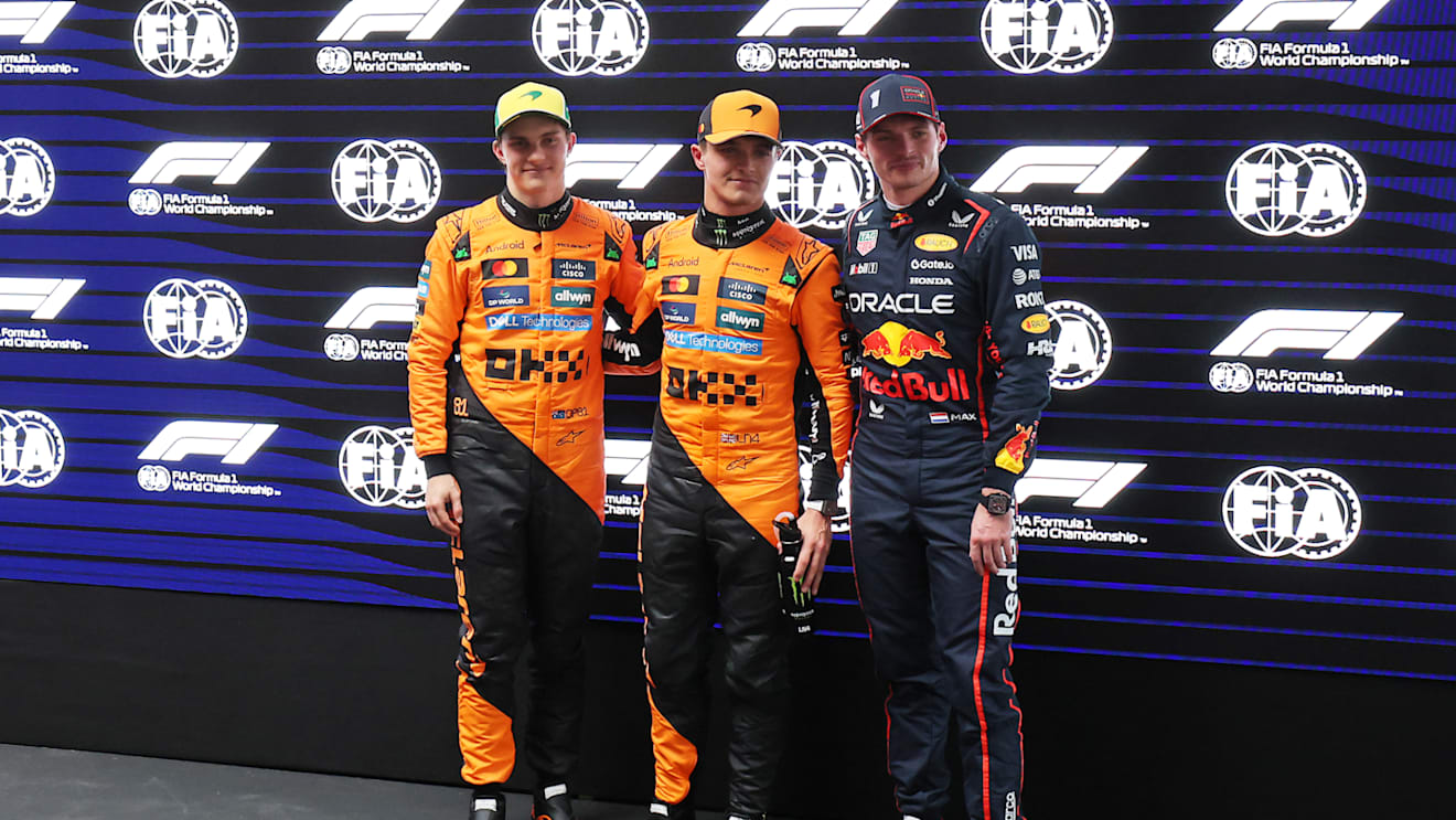 MELBOURNE, AUSTRALIA - MARCH 15: Second placed qualifier Oscar Piastri of Australia and McLaren Pole position qualifier Lando Norris of Great Britain and McLaren and 3Max Verstappen of the Netherlands and Oracle Red Bull Racing during qualifying ahead of the F1 Grand Prix of Australia at Albert Park Grand Prix Circuit on March 15, 2025 in Melbourne, Australia. (Photo by Getty Images/Getty Images)
