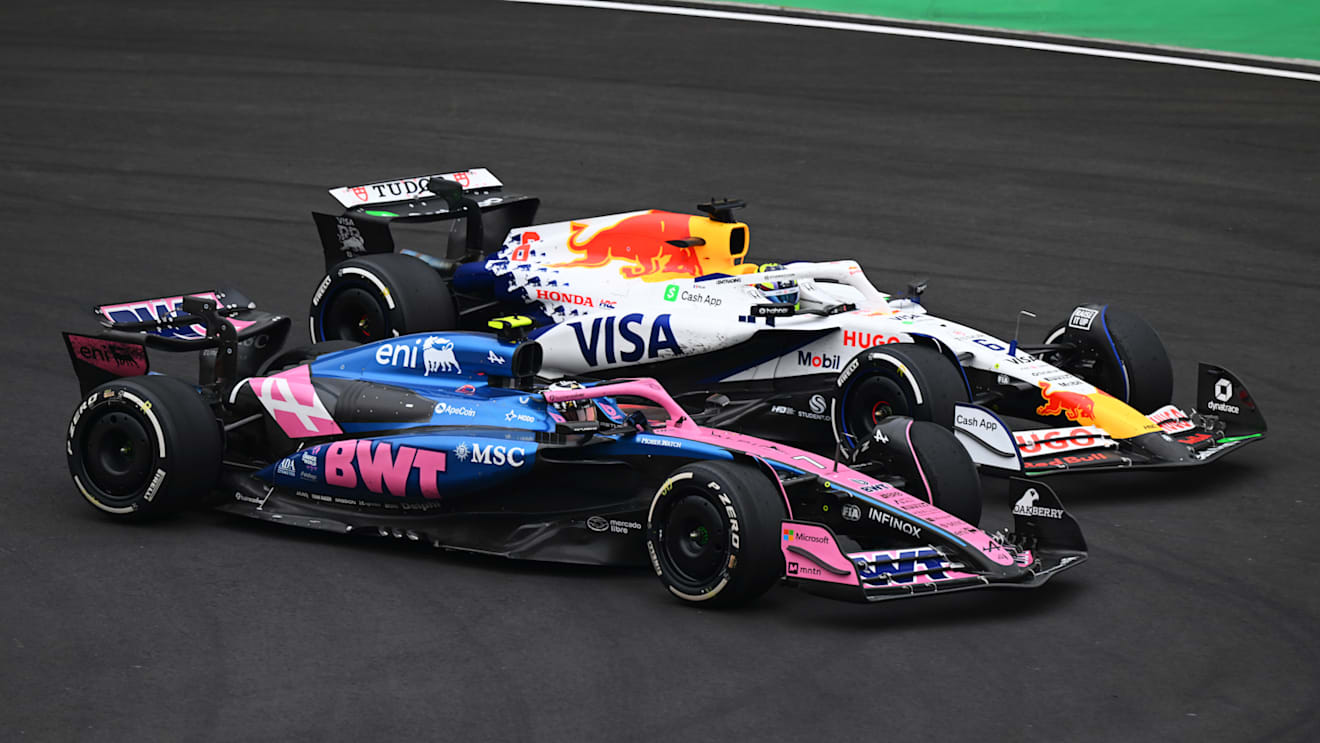 SHANGHAI, CHINA - MARCH 23: Jack Doohan of Australia driving the (7) Alpine F1 A525 Renault and Isack Hadjar of France driving the (6) Visa Cash App Racing Bulls VCARB 02 battle for track position during the F1 Grand Prix of China at Shanghai International Circuit on March 23, 2025 in Shanghai, China. (Photo by Clive Mason/Getty Images)
